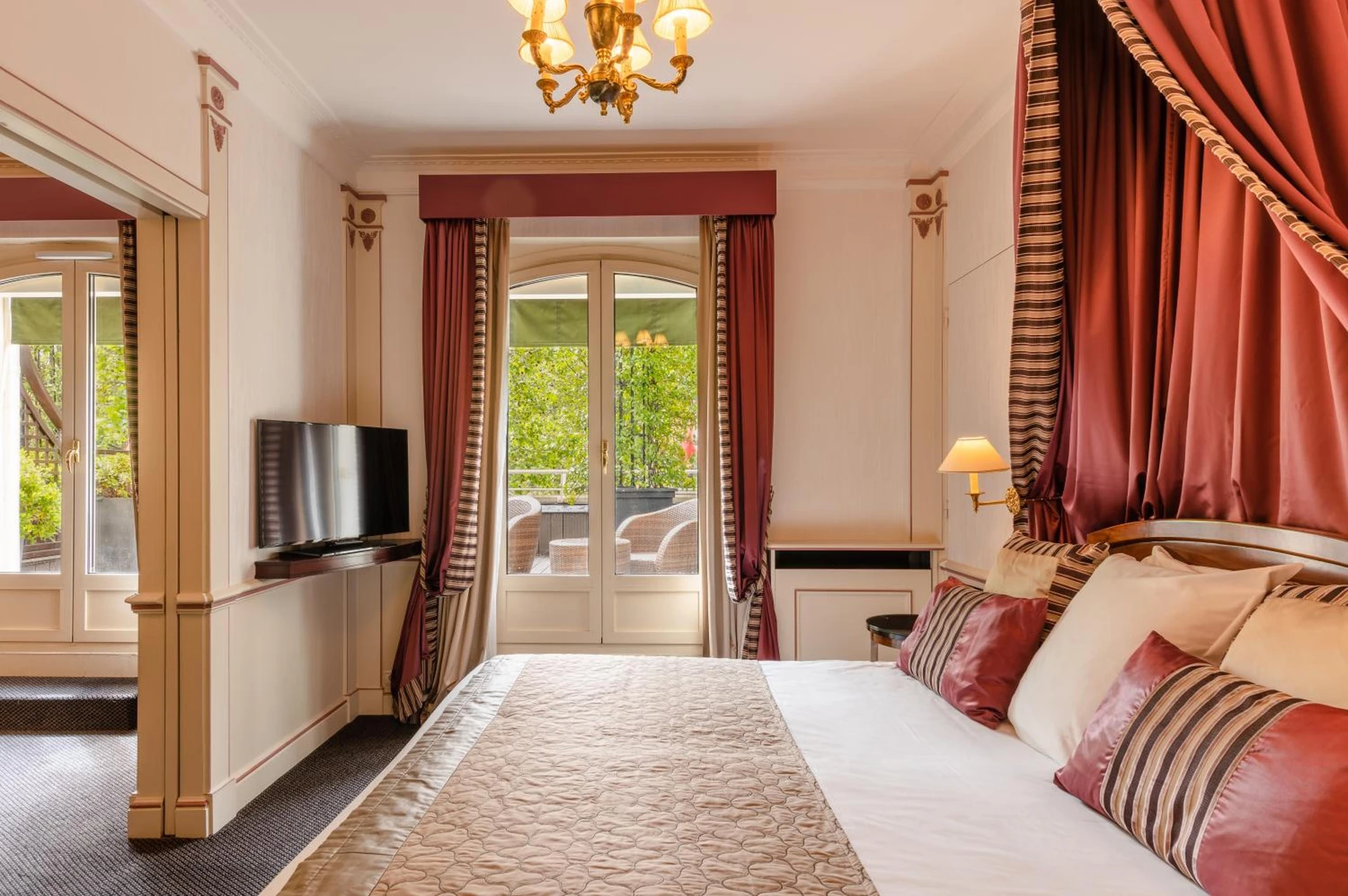 Chambre à Hôtel Napoleon Paris - Organiser un séminaire d'entreprise à Paris