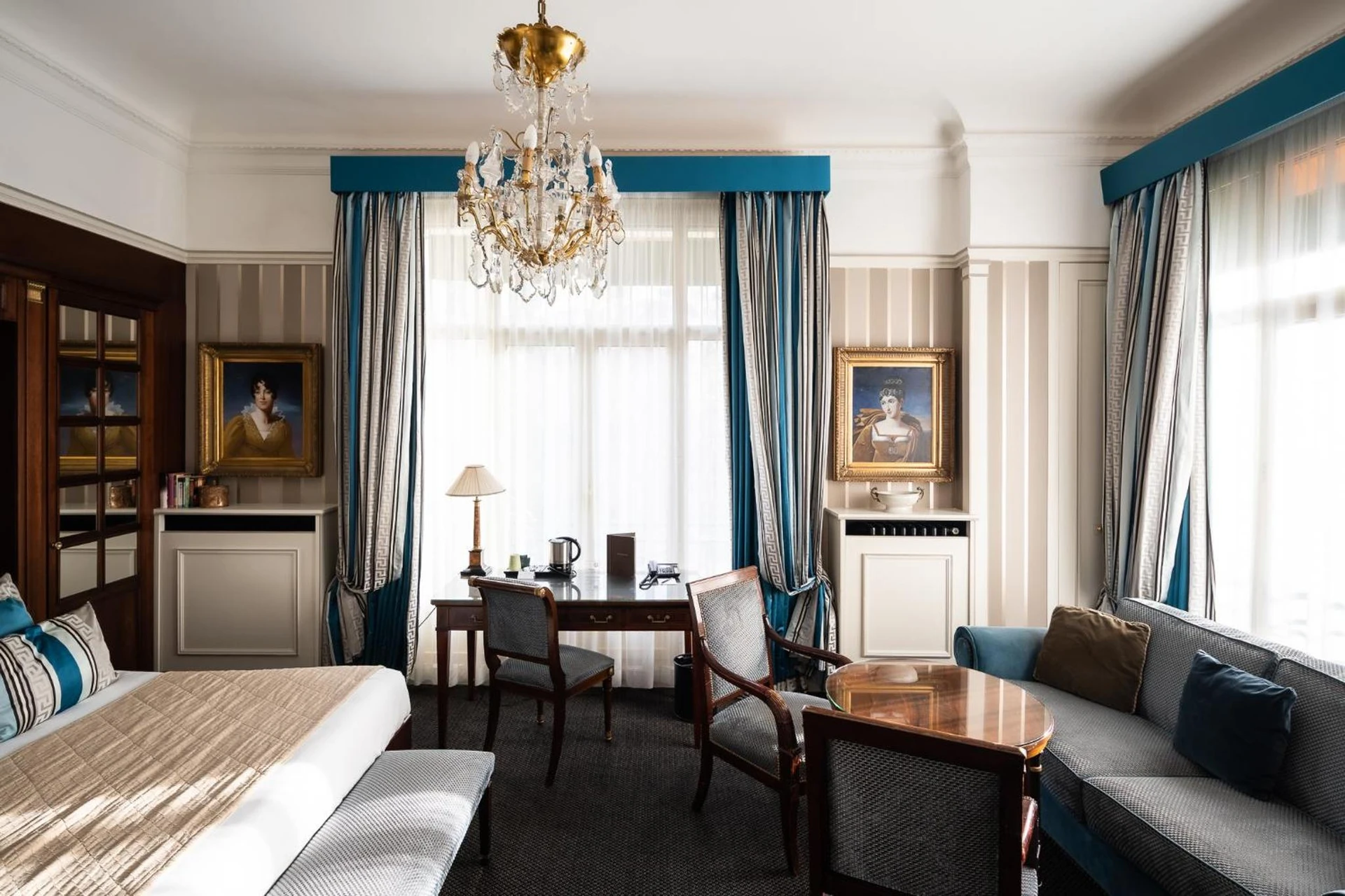 Chambre disponible pour un séminaire d'entreprise à Hôtel Napoleon Paris - Paris