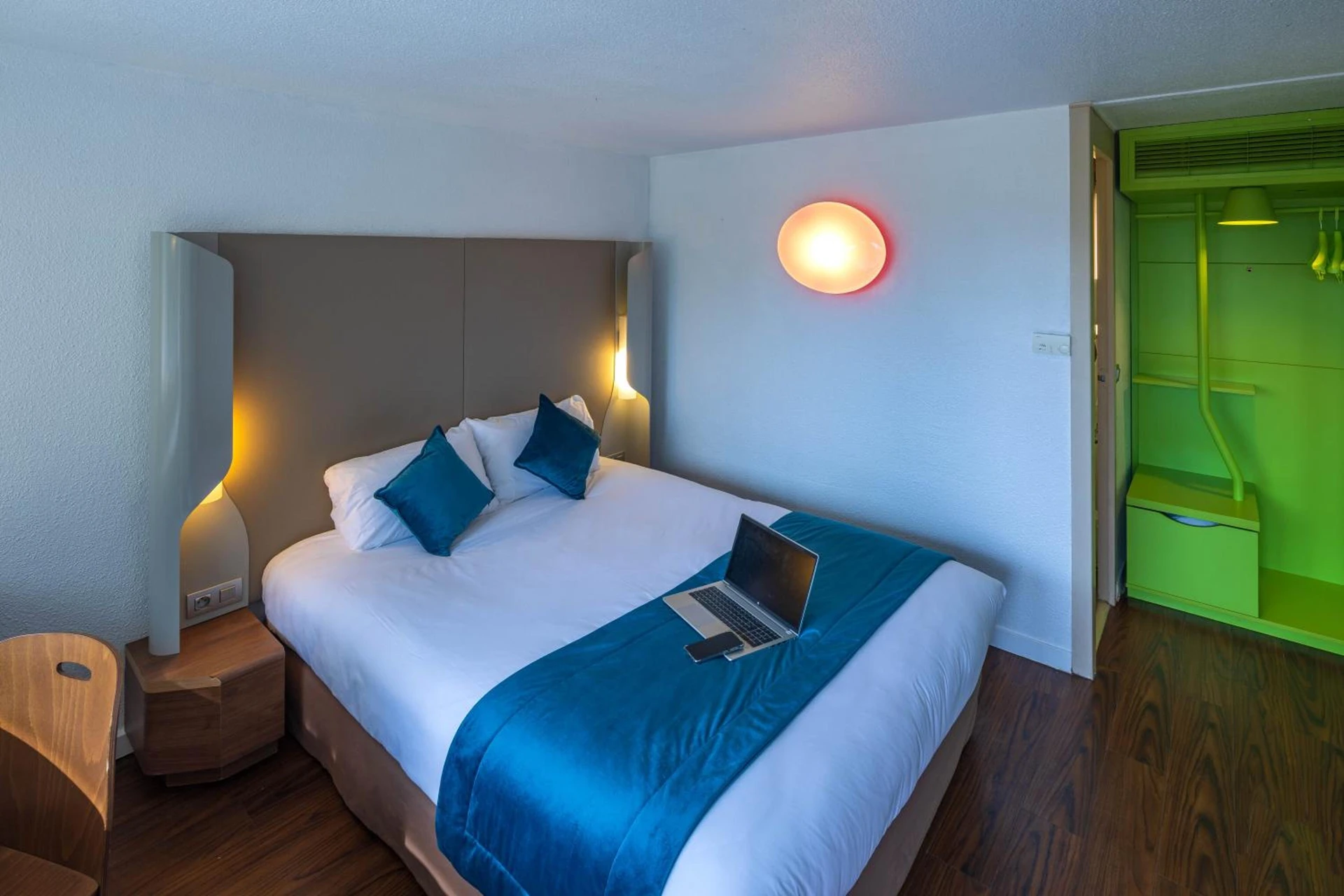 Chambre disponible pour un séminaire d'entreprise à Noemys ARLES - Arles