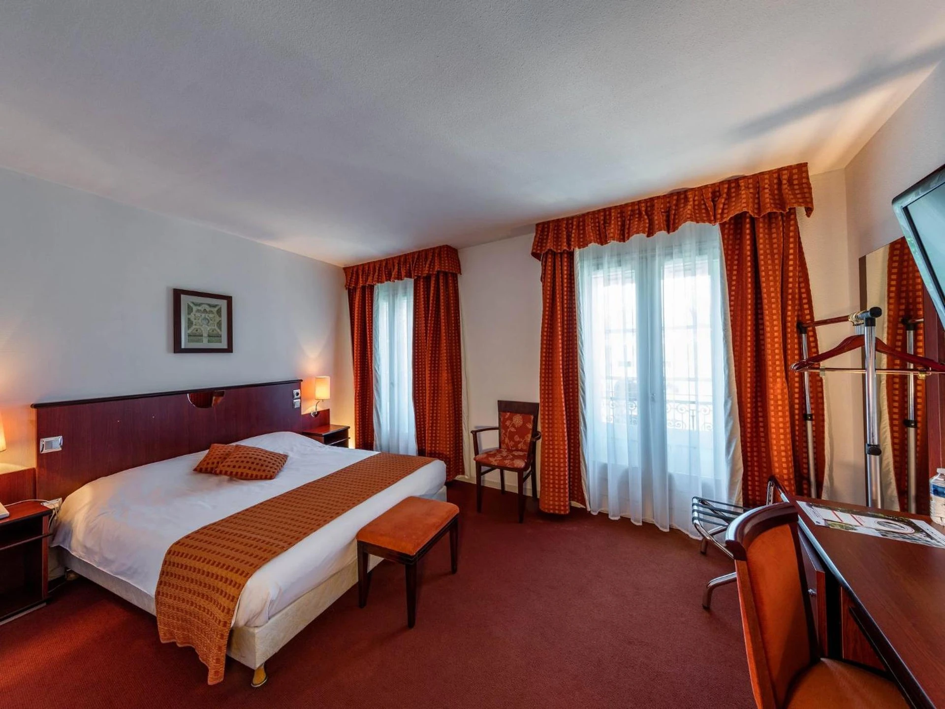 Magnifique chambre pour un séminaire d'entreprise à Noemys Neris Montlucon - hotel restaurant - Néris-les-Bains