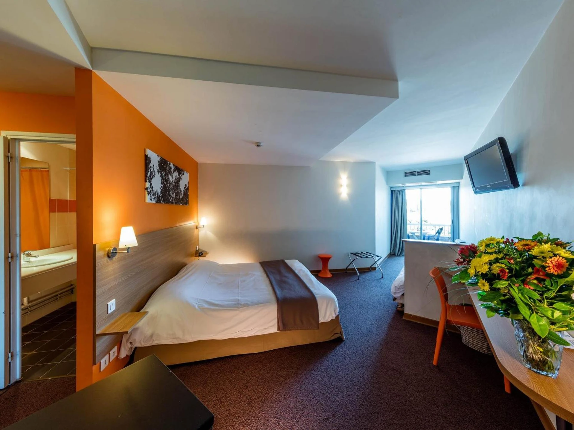 Magnifique chambre pour un séminaire d'entreprise à Noemys Toulon La Valette - Hotel restaurant avec piscine - La Valette-du-Var