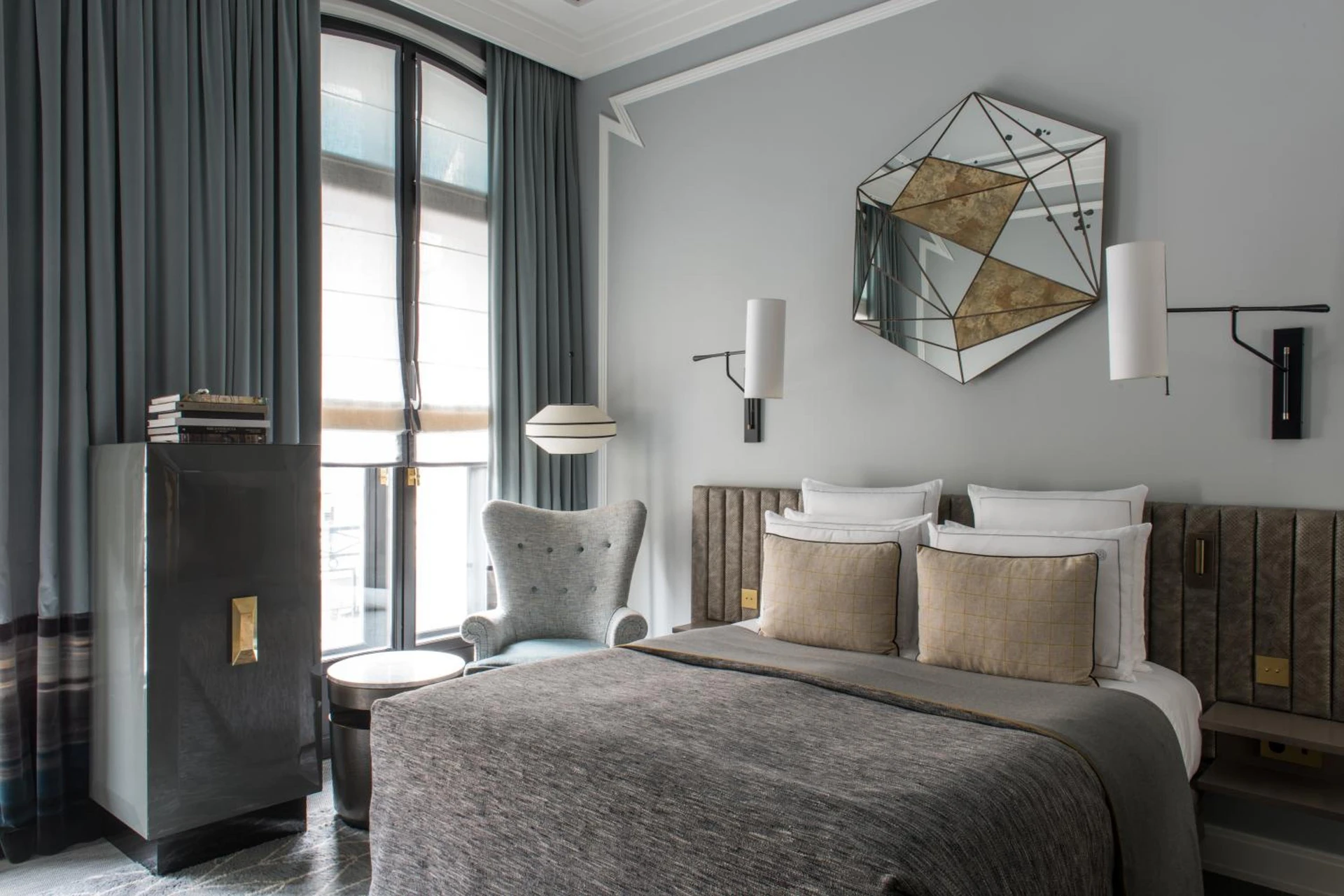 Chambre disponible pour un séminaire d'entreprise à Nolinski Paris - Evok Collection - Paris
