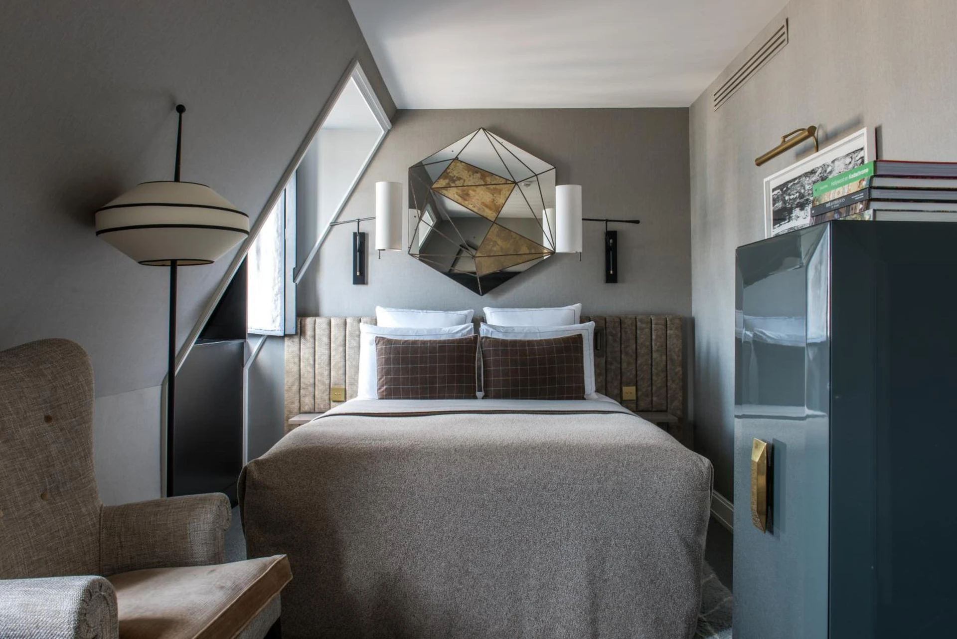 Chambre disponible pour un séminaire d'entreprise à Nolinski Paris - Evok Collection - Paris
