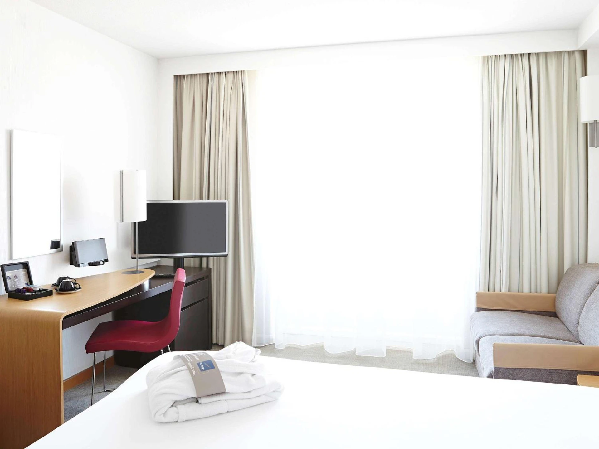 Chambre disponible pour un séminaire d'entreprise à Novotel Amboise - Amboise