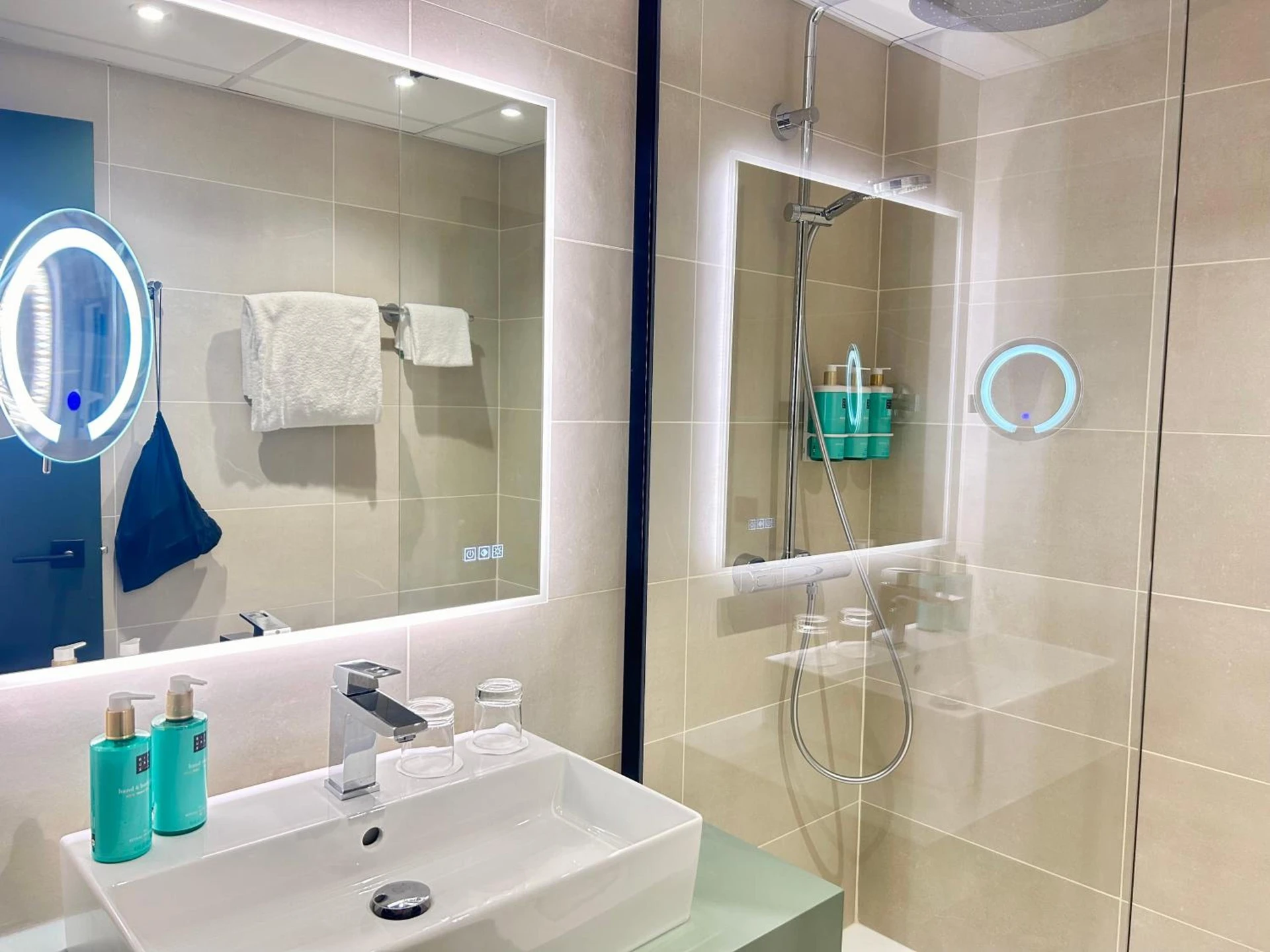 Chambre disponible pour un séminaire d'entreprise à Novotel Lens Noyelles - Noyelles-Godault