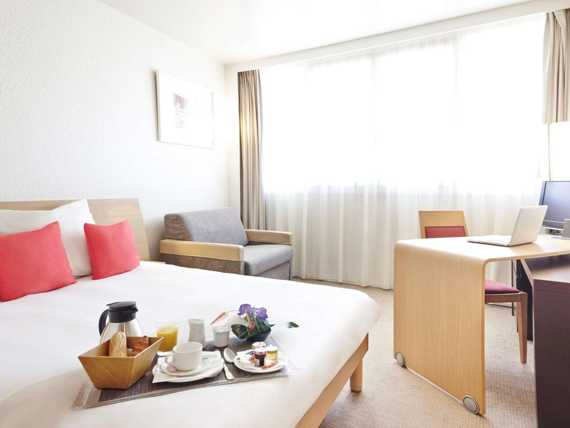 Chambre disponible pour un séminaire d'entreprise à Novotel Massy Palaiseau - Palaiseau