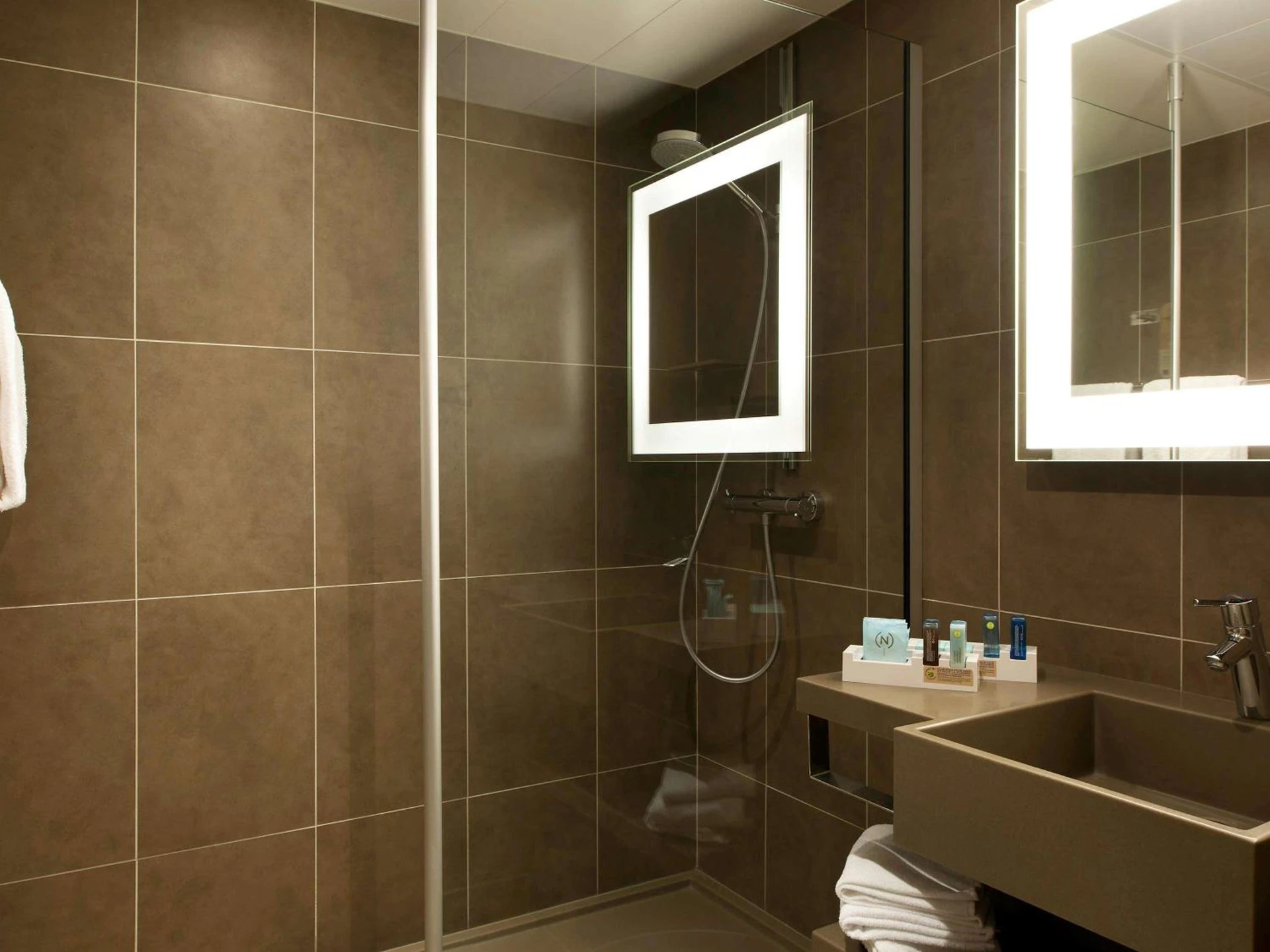 Chambre disponible pour un séminaire d'entreprise à Novotel Metz Centre - Metz