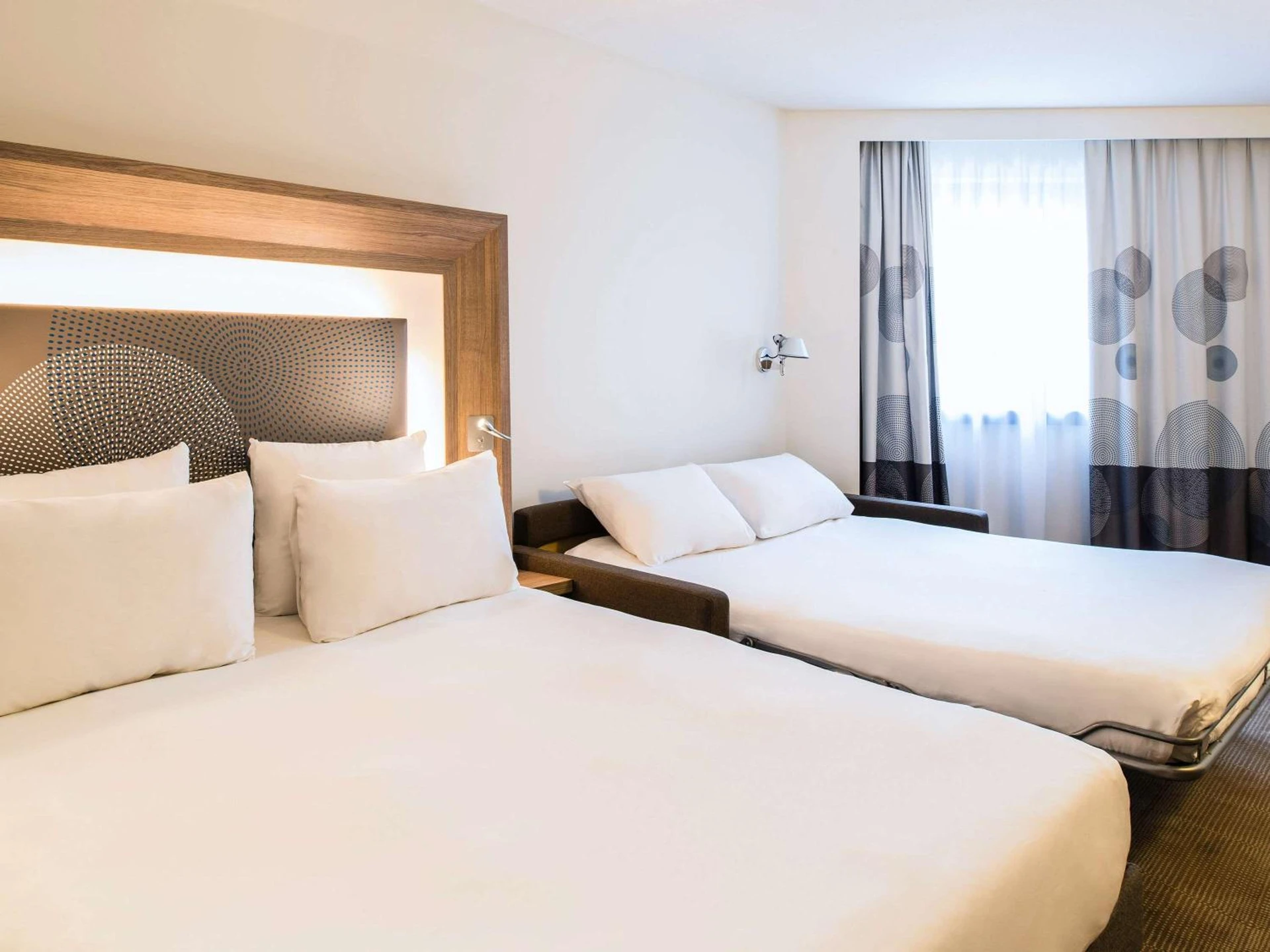 Magnifique chambre pour un séminaire d'entreprise à Novotel Paris Les Halles - Paris