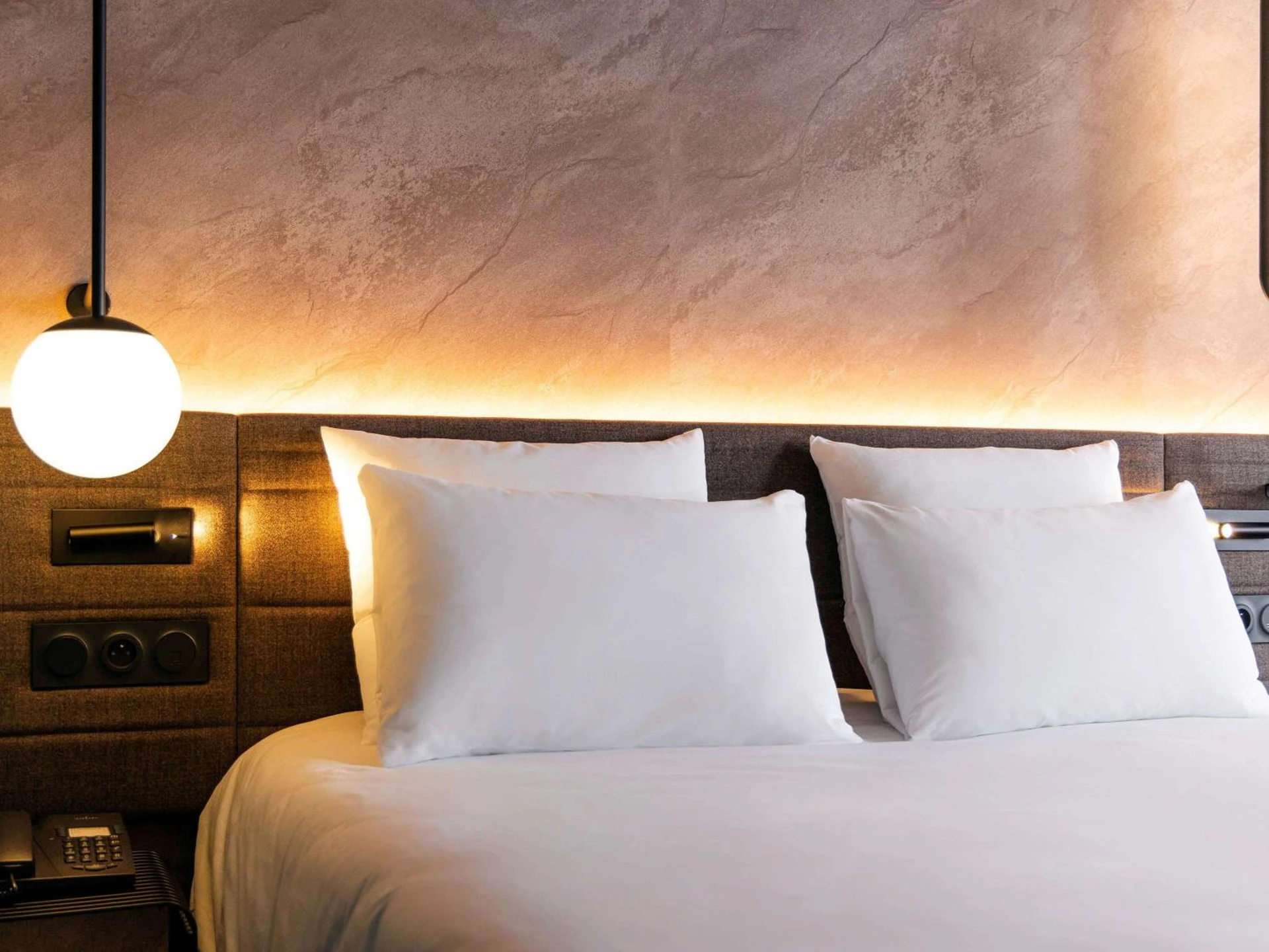 Chambre disponible pour un séminaire d'entreprise à Novotel Paris Suresnes Longchamp - Suresnes