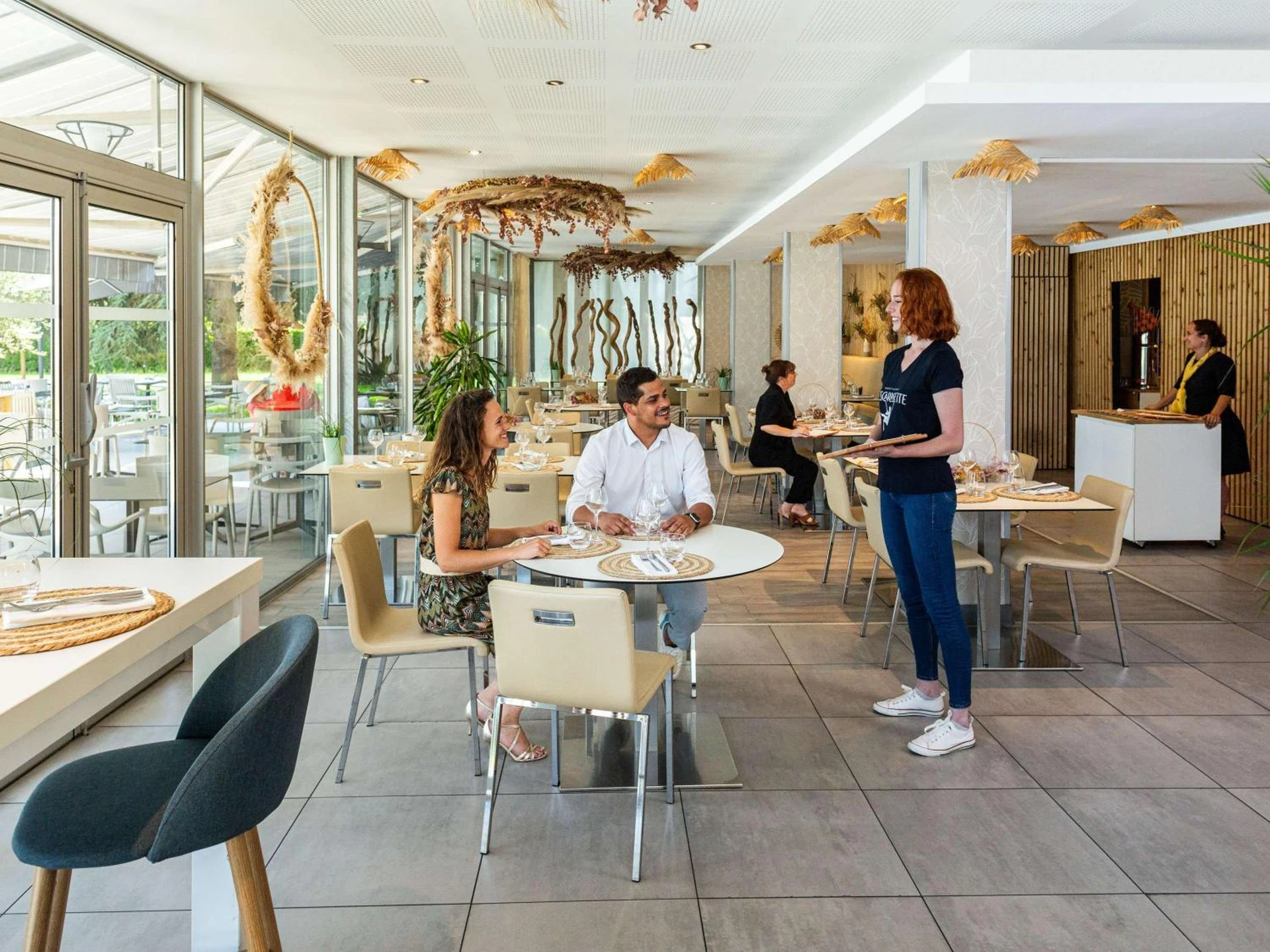 Lieu convivial pour un séminaire d'entreprise à Novotel Pau Pyrénées - Lescar - En savoir plus 