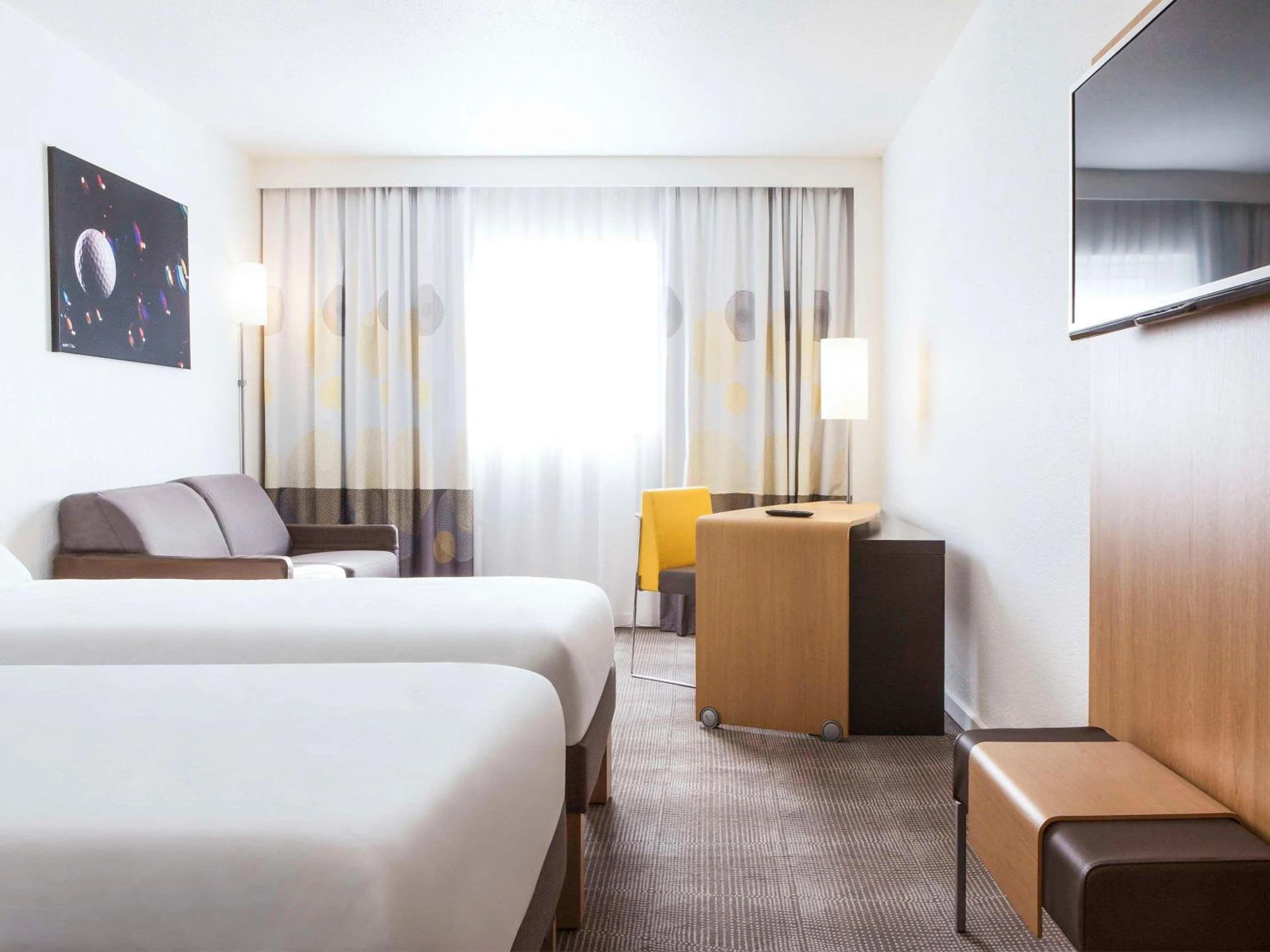 Magnifique chambre pour un séminaire d'entreprise à Novotel Saint-Quentin en Yvelines - Magny-les-Hameaux