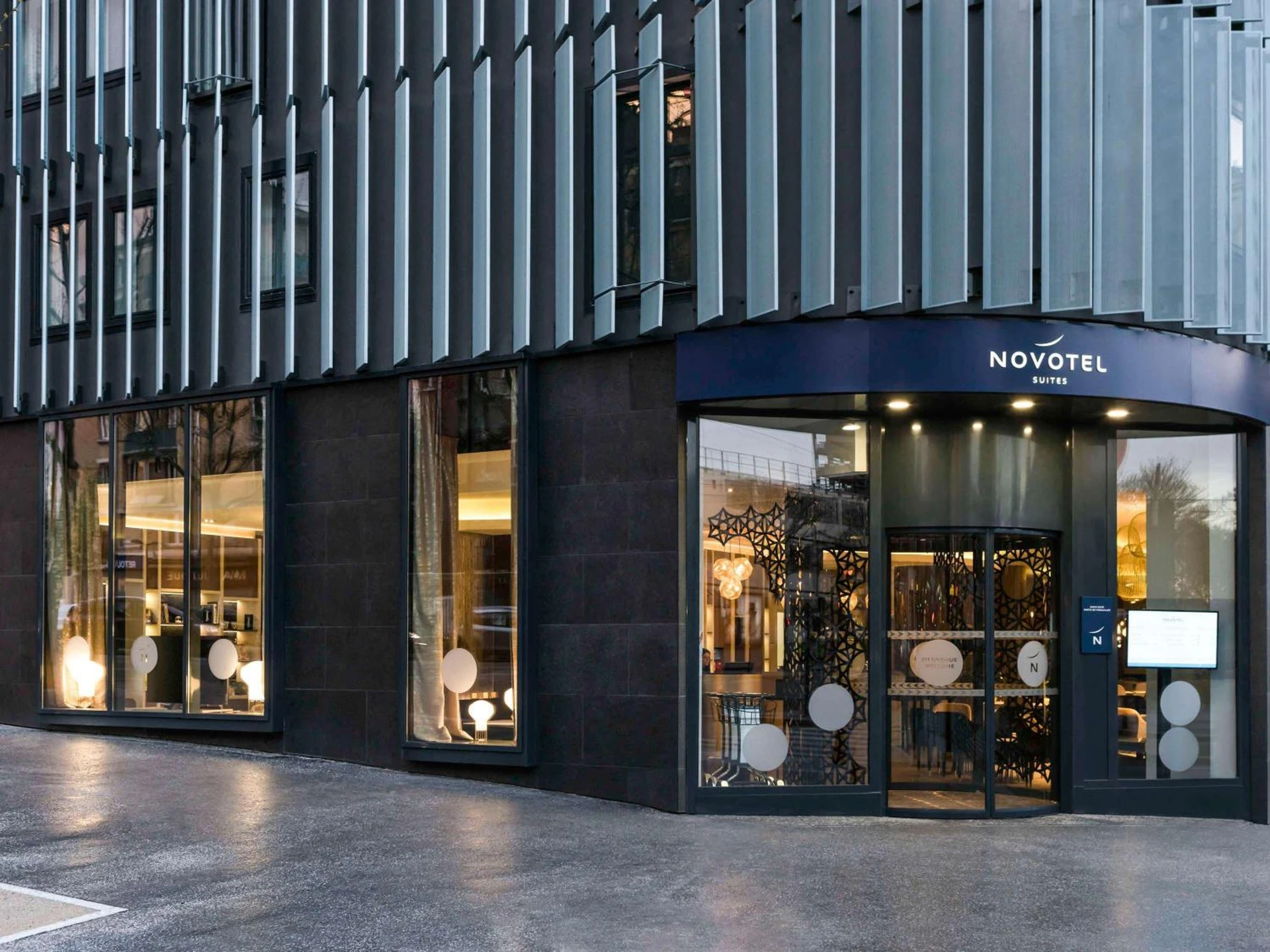 Espaces de team building à Novotel Suites Paris Expo Porte de Versailles - Organiser un séminaire d'entreprise à Paris