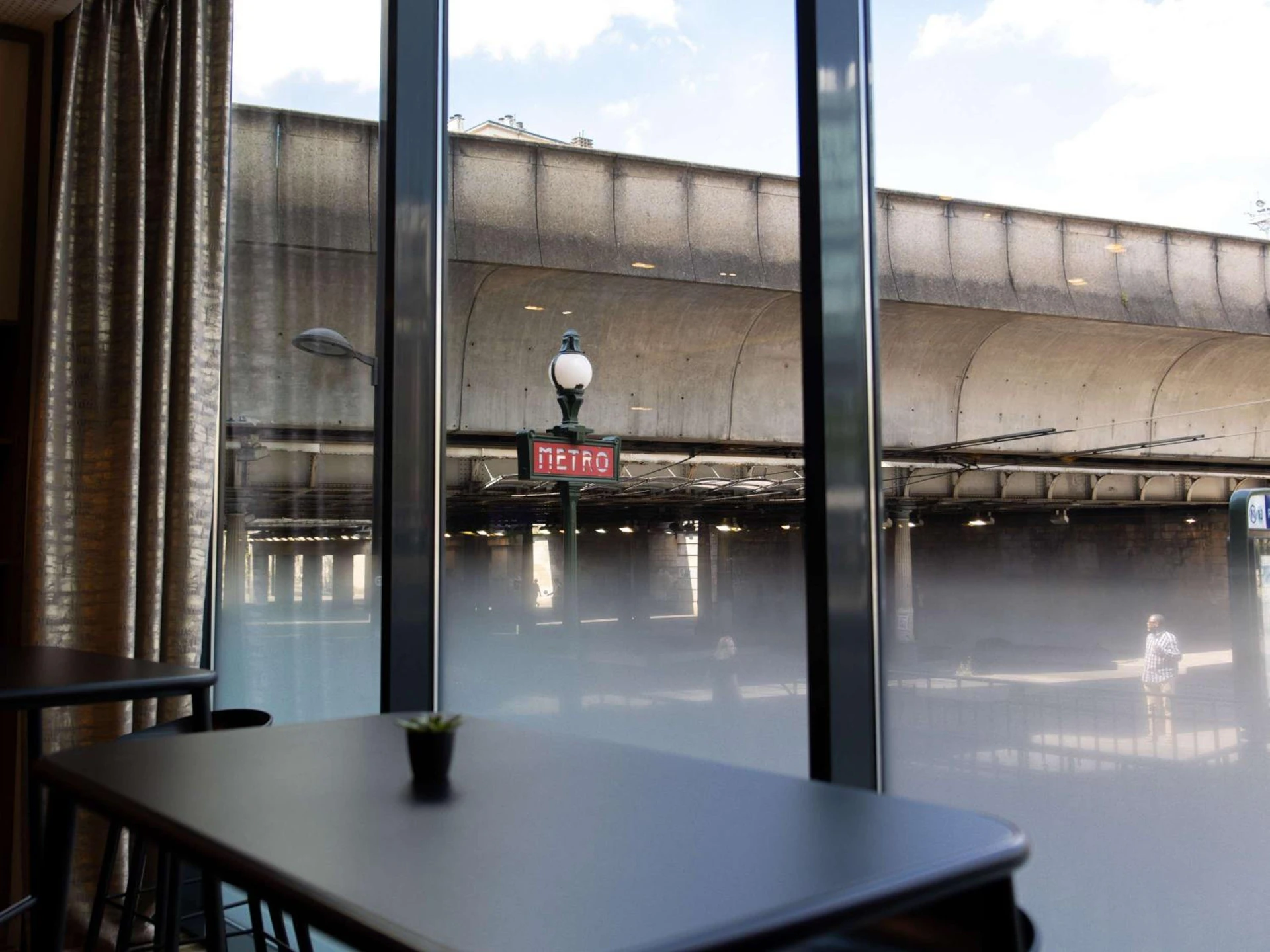 Lieu convivial pour un séminaire d'entreprise à Novotel Suites Paris Expo Porte de Versailles - Paris - En savoir plus 