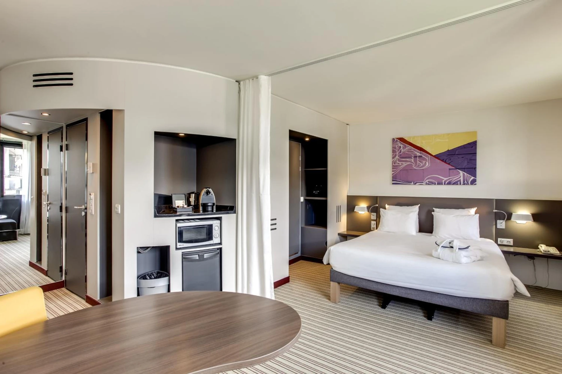 Chambre disponible pour un séminaire d'entreprise à Novotel Suites Paris Stade de France - Saint-Denis