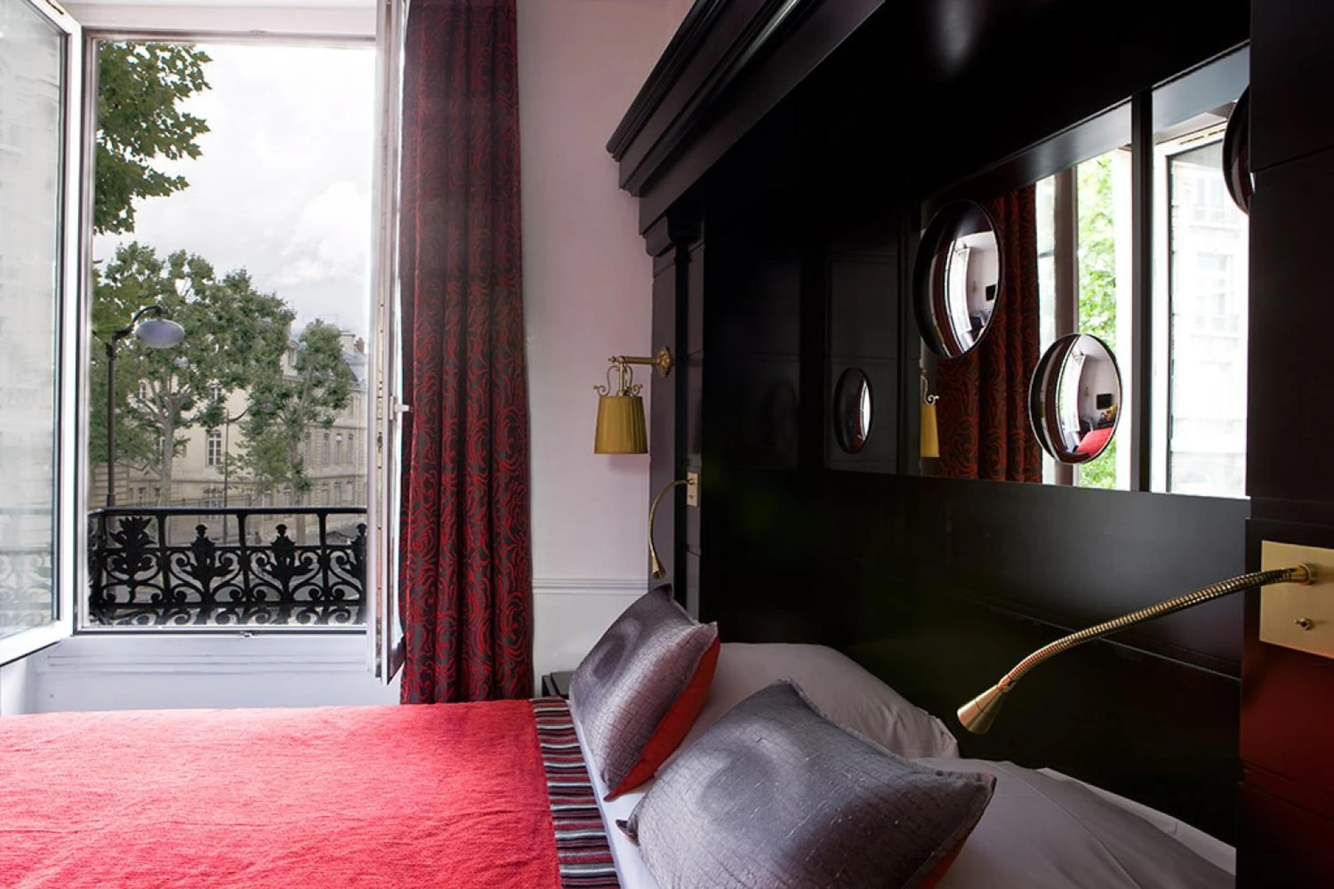 Chambre disponible pour un séminaire d'entreprise à Hotel Observatoire Luxembourg - Paris