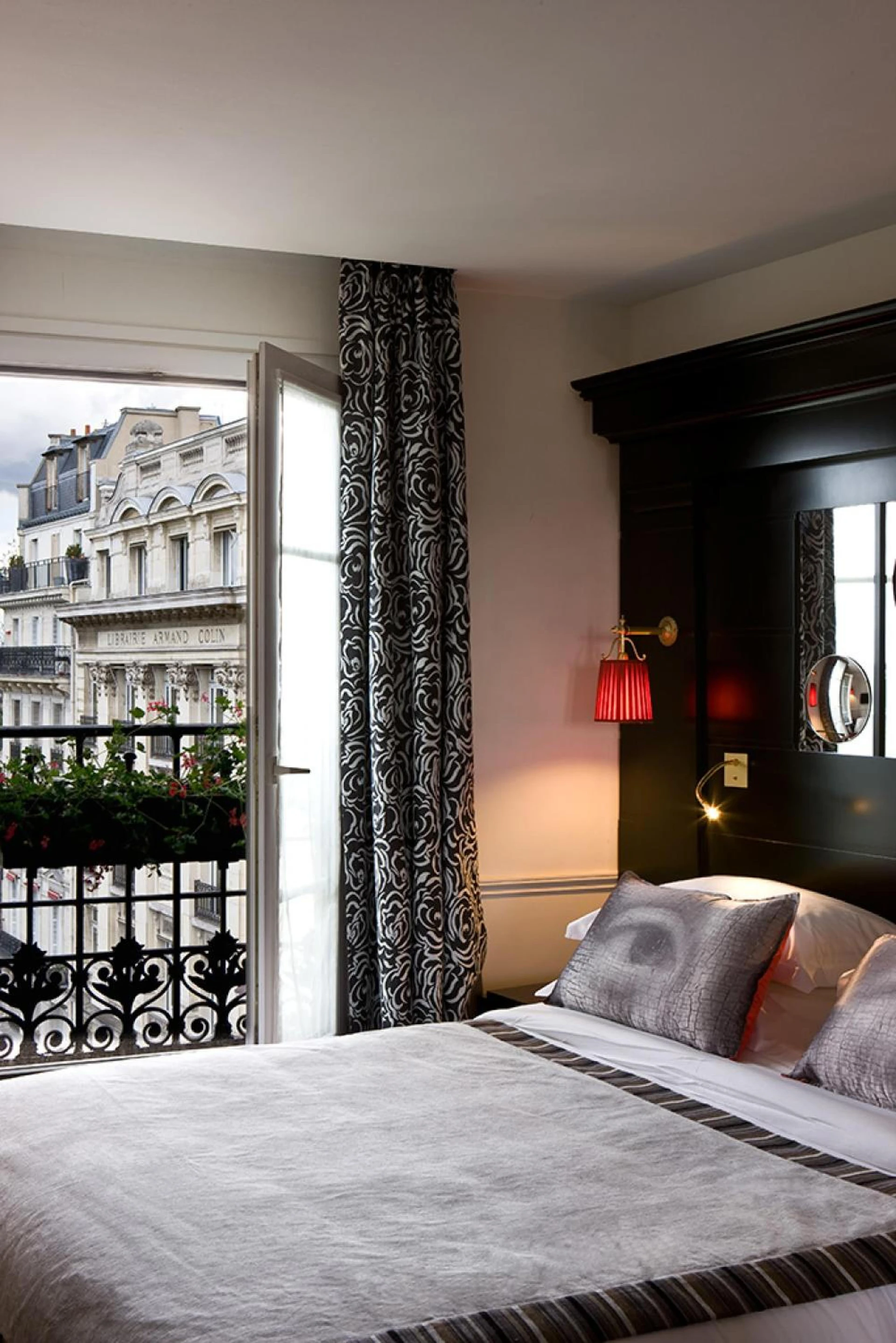 Magnifique chambre pour un séminaire d'entreprise à Hotel Observatoire Luxembourg - Paris