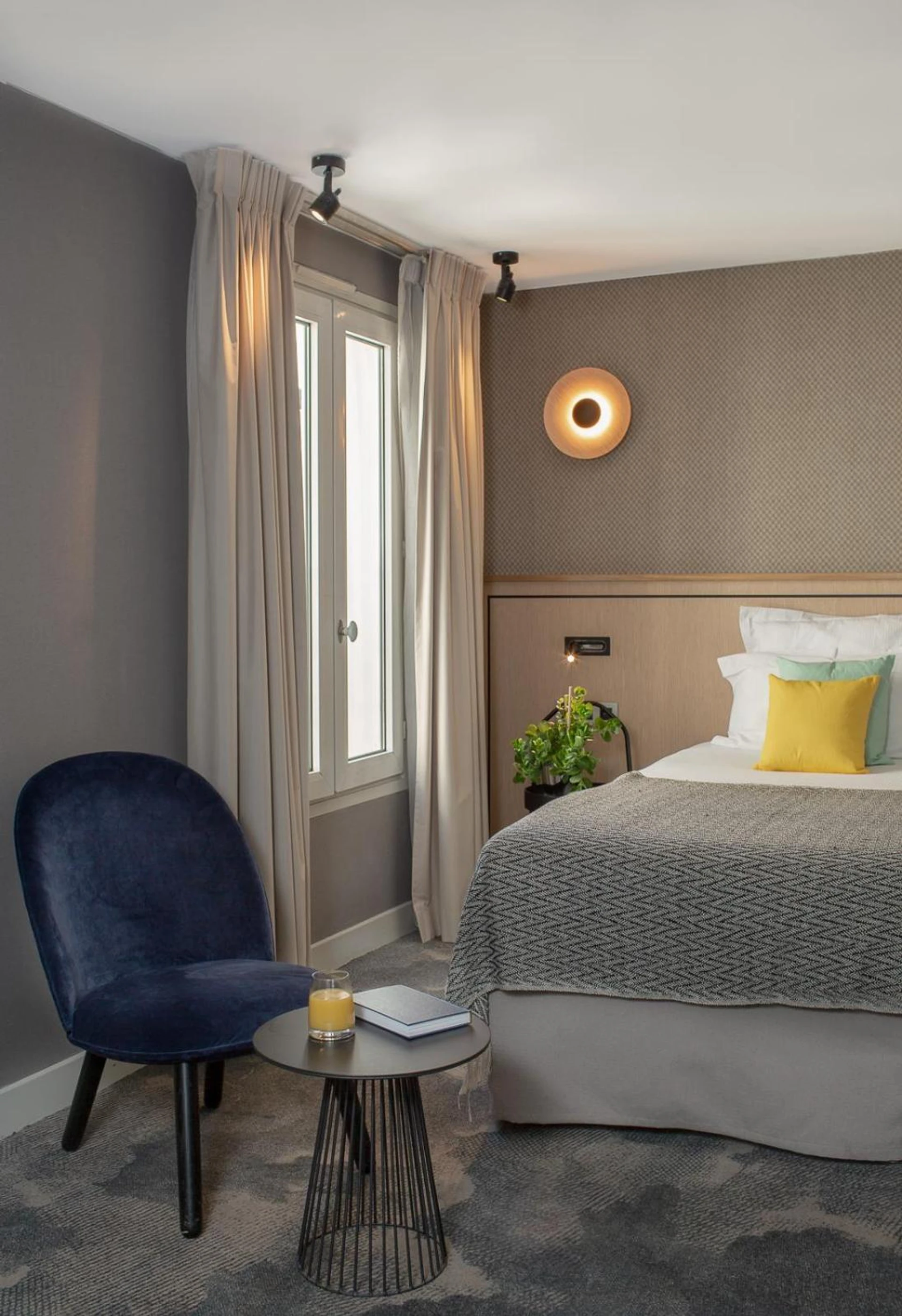 Chambre à Hotel Opéra Marigny - Organiser un séminaire d'entreprise à Paris