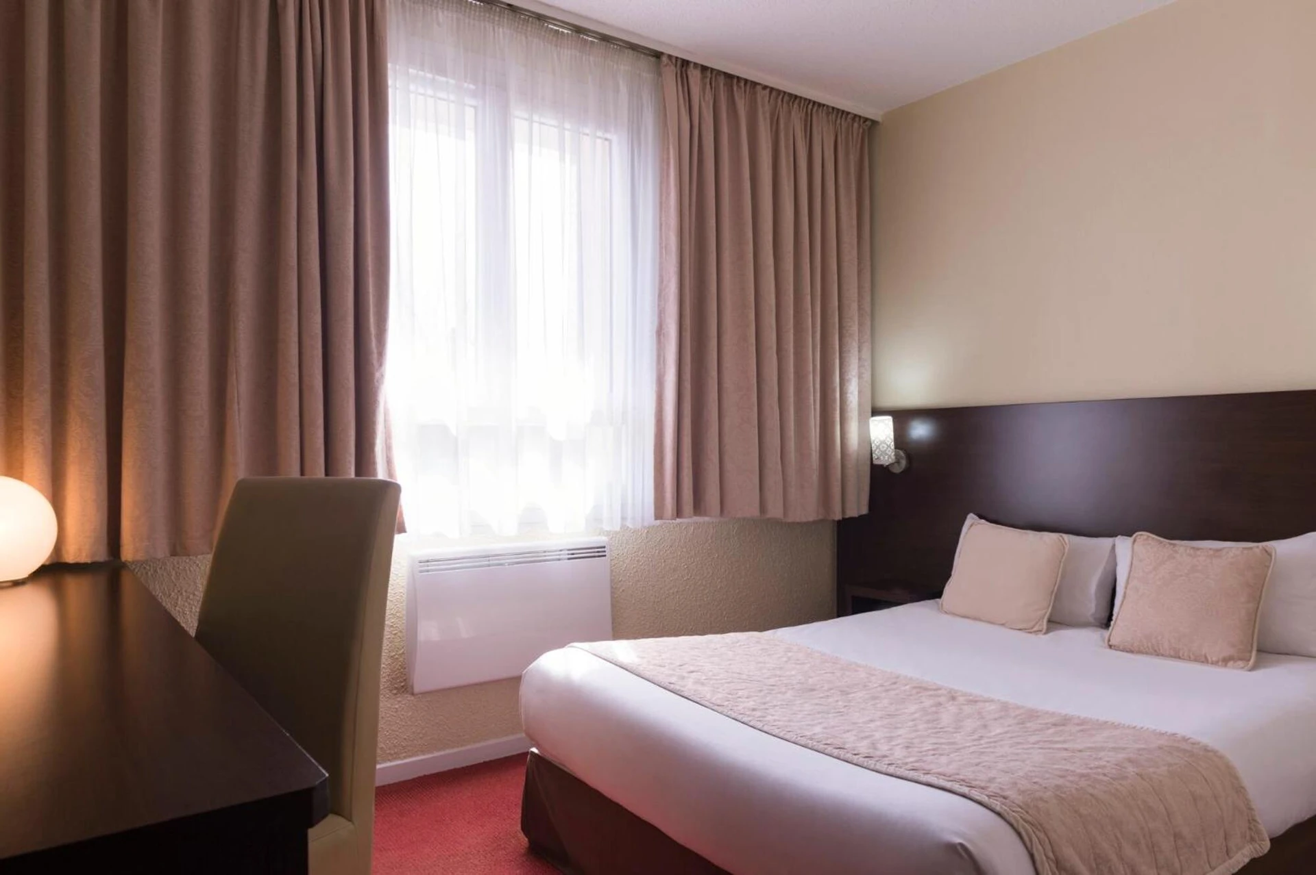Chambre à The Originals City, Hôtel Paris Sud, Orly-Draveil - Organiser un séminaire d'entreprise à Draveil