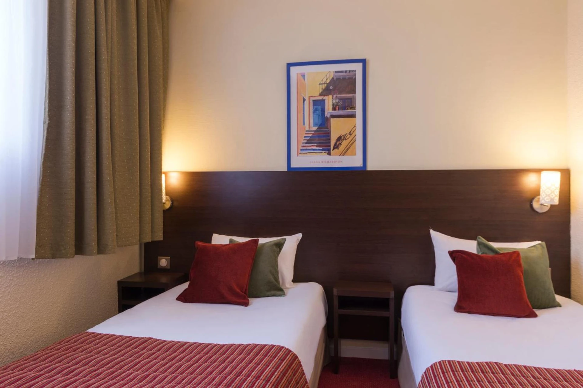 Chambre disponible pour un séminaire d'entreprise à The Originals City, Hôtel Paris Sud, Orly-Draveil - Draveil