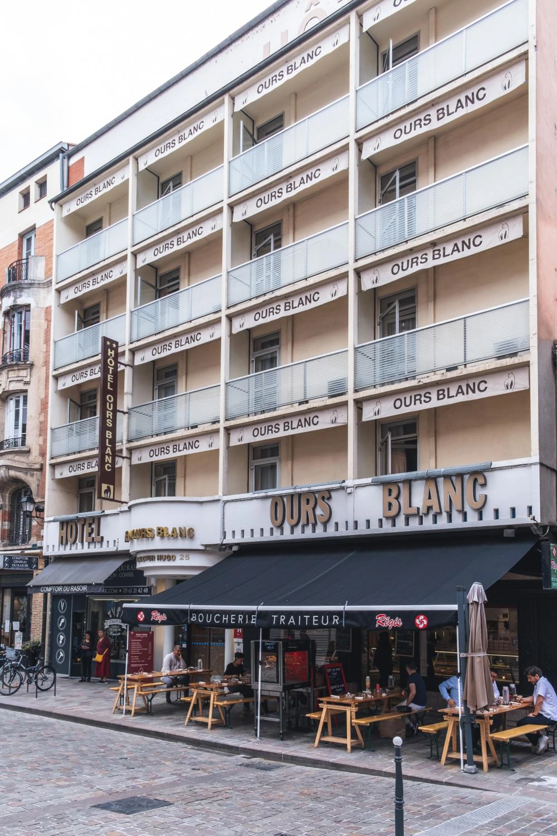 Lieu convivial pour un séminaire d'entreprise à Hotel Ours Blanc - Place Victor Hugo - Toulouse - En savoir plus 