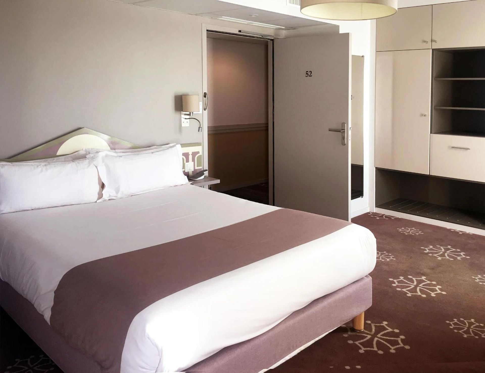Chambre disponible pour un séminaire d'entreprise à Hotel Ours Blanc - Wilson - Toulouse