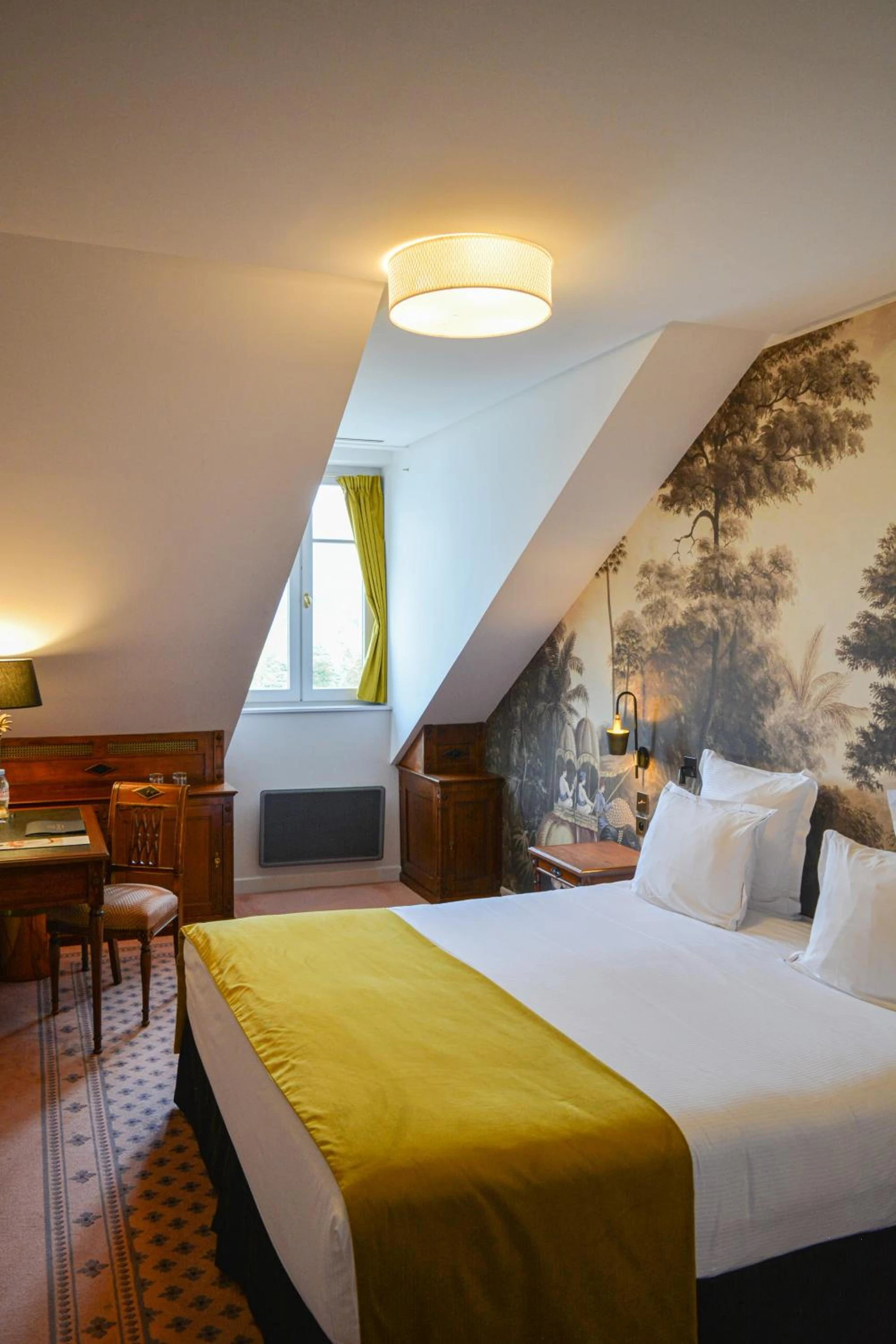 Chambre disponible pour un séminaire d'entreprise à Le Palace De Menthon - Menthon-Saint-Bernard
