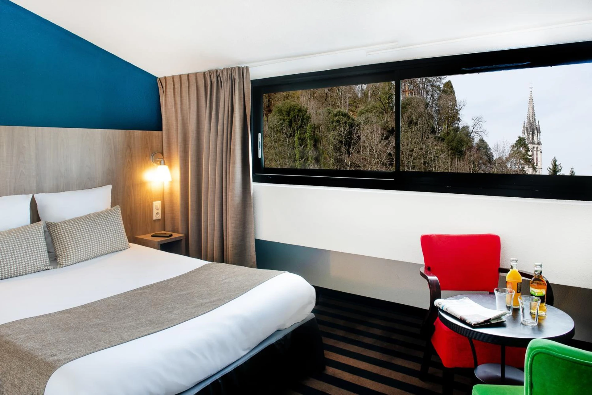 Chambre disponible pour un séminaire d'entreprise à Hôtel Panorama - Lourdes