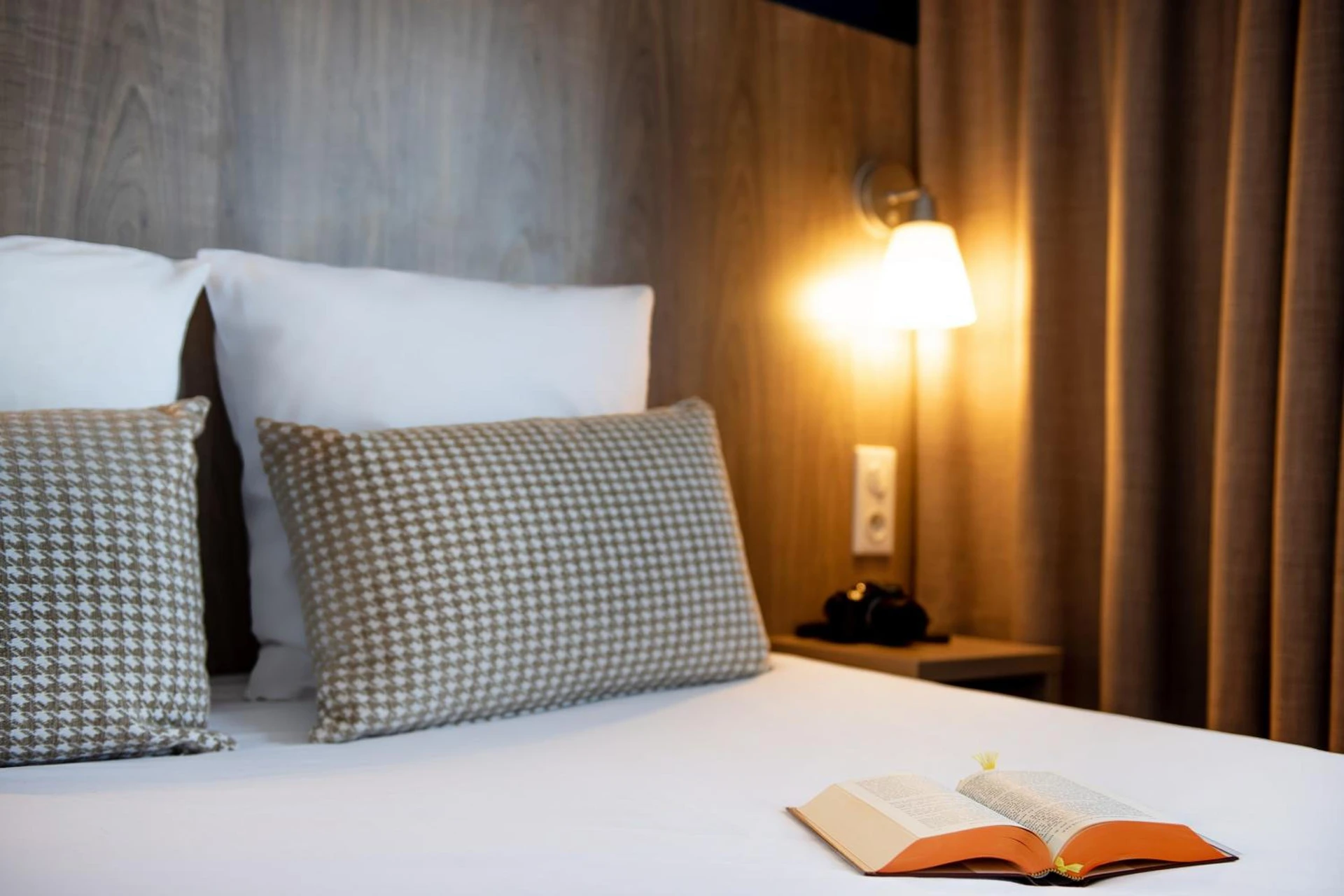Magnifique chambre pour un séminaire d'entreprise à Hôtel Panorama - Lourdes