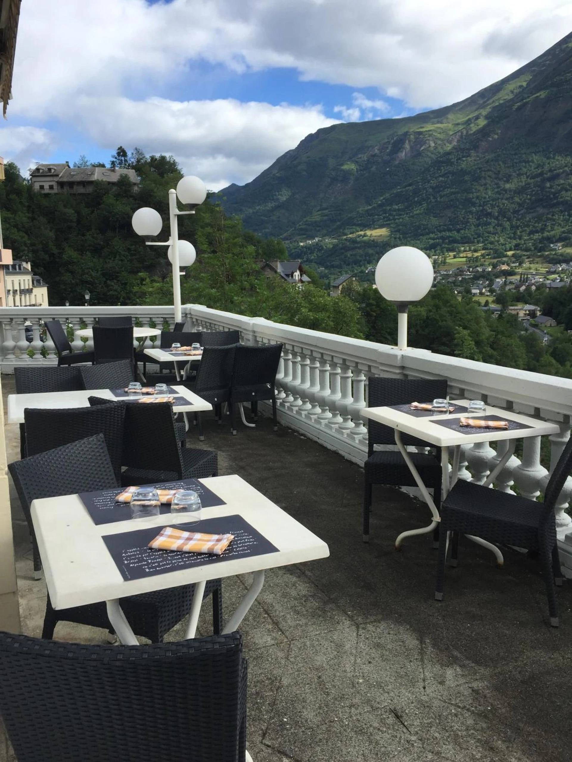 Organiser un séminaire d'entreprise : Hôtel Panoramic et des Bains à luz-saint-sauveur