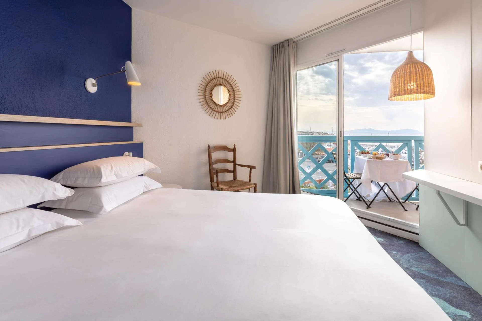 Chambre disponible pour un séminaire d'entreprise à Hotel Paradou Mediterranee, BW Signature Collection by Best Western - Sausset-les-Pins