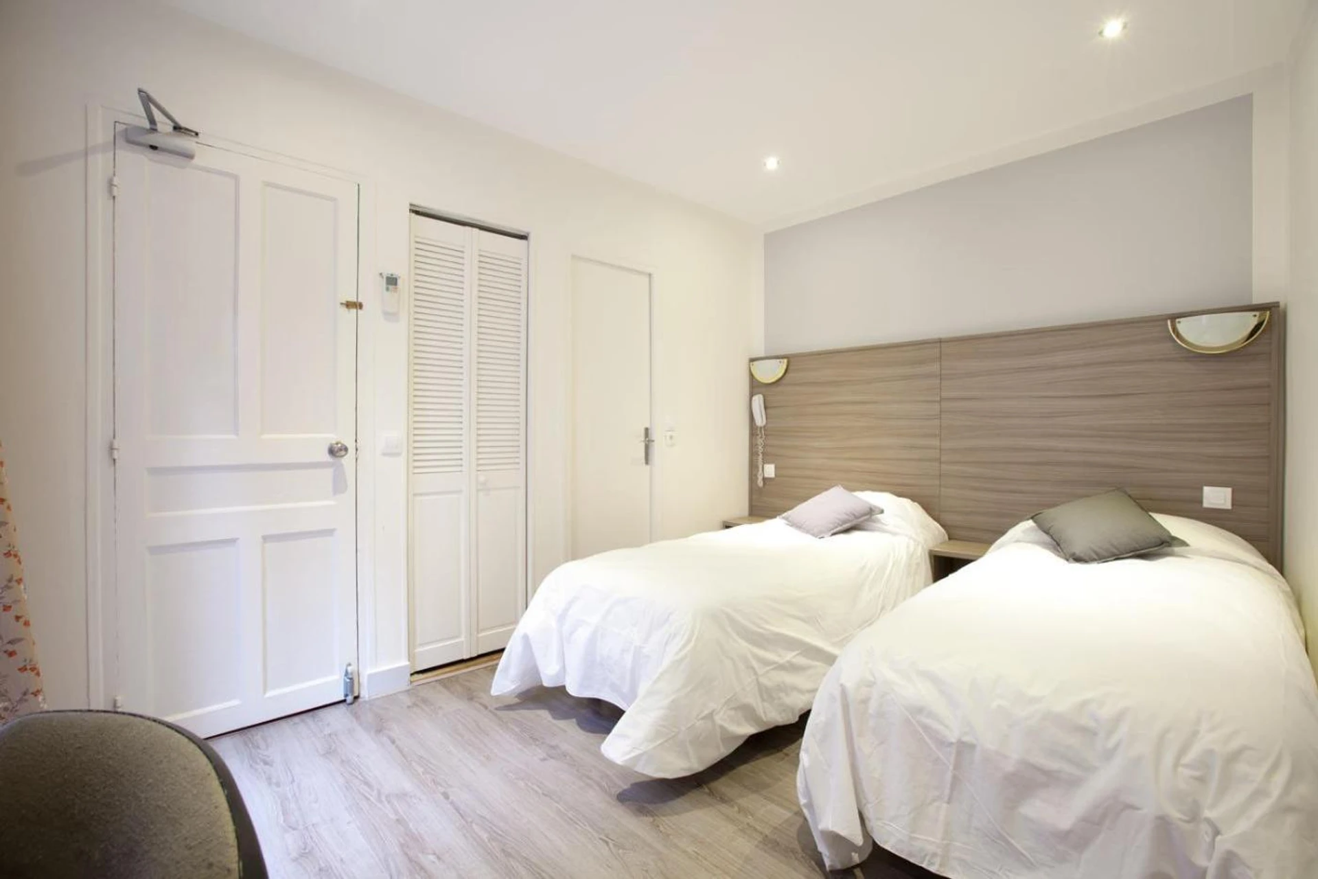 Chambre disponible pour un séminaire d'entreprise à Panam Hotel PARIS GAMBETTA- Place Gambetta-Mairie du 20 emme - Paris