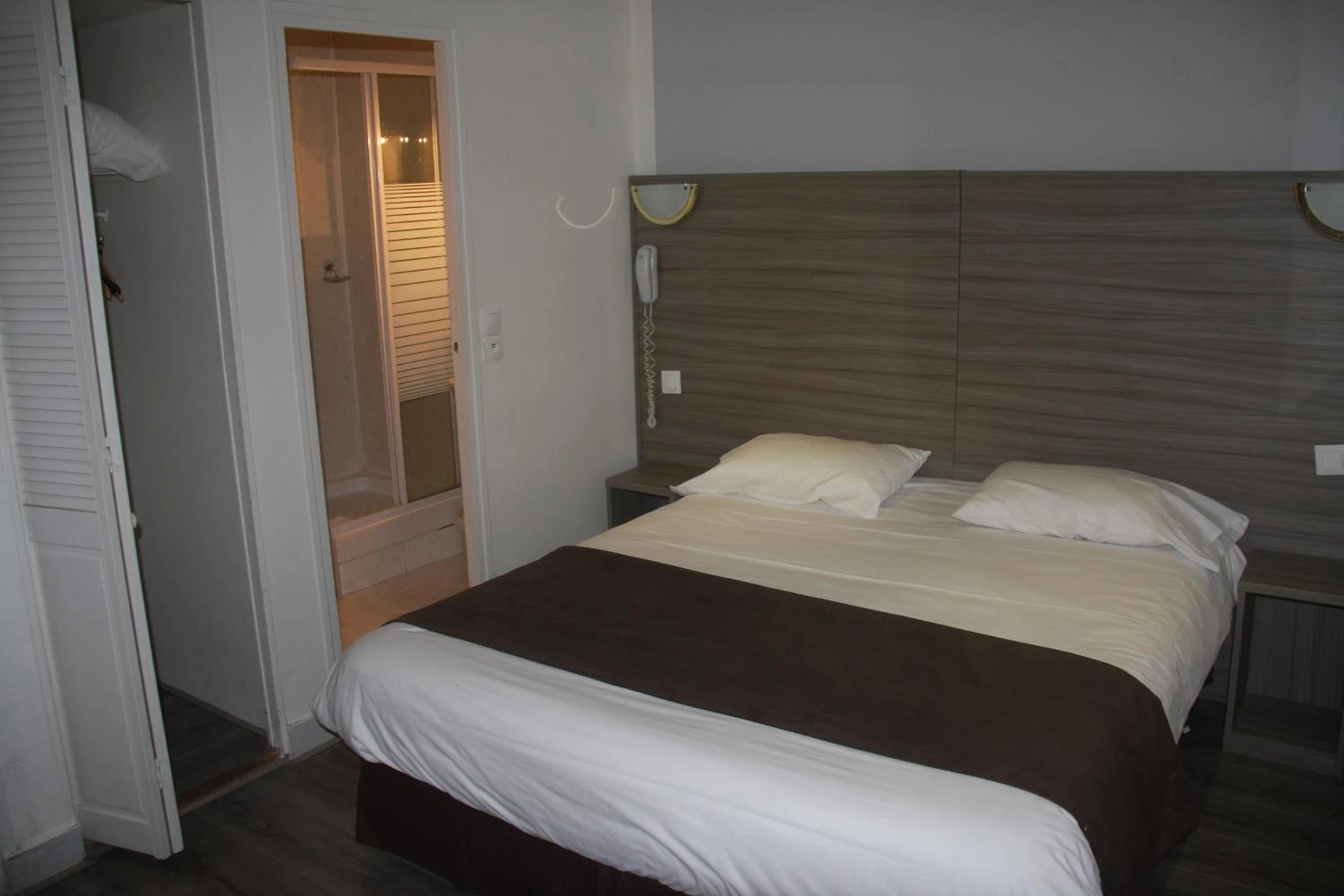 Magnifique chambre pour un séminaire d'entreprise à Panam Hotel PARIS GAMBETTA- Place Gambetta-Mairie du 20 emme - Paris