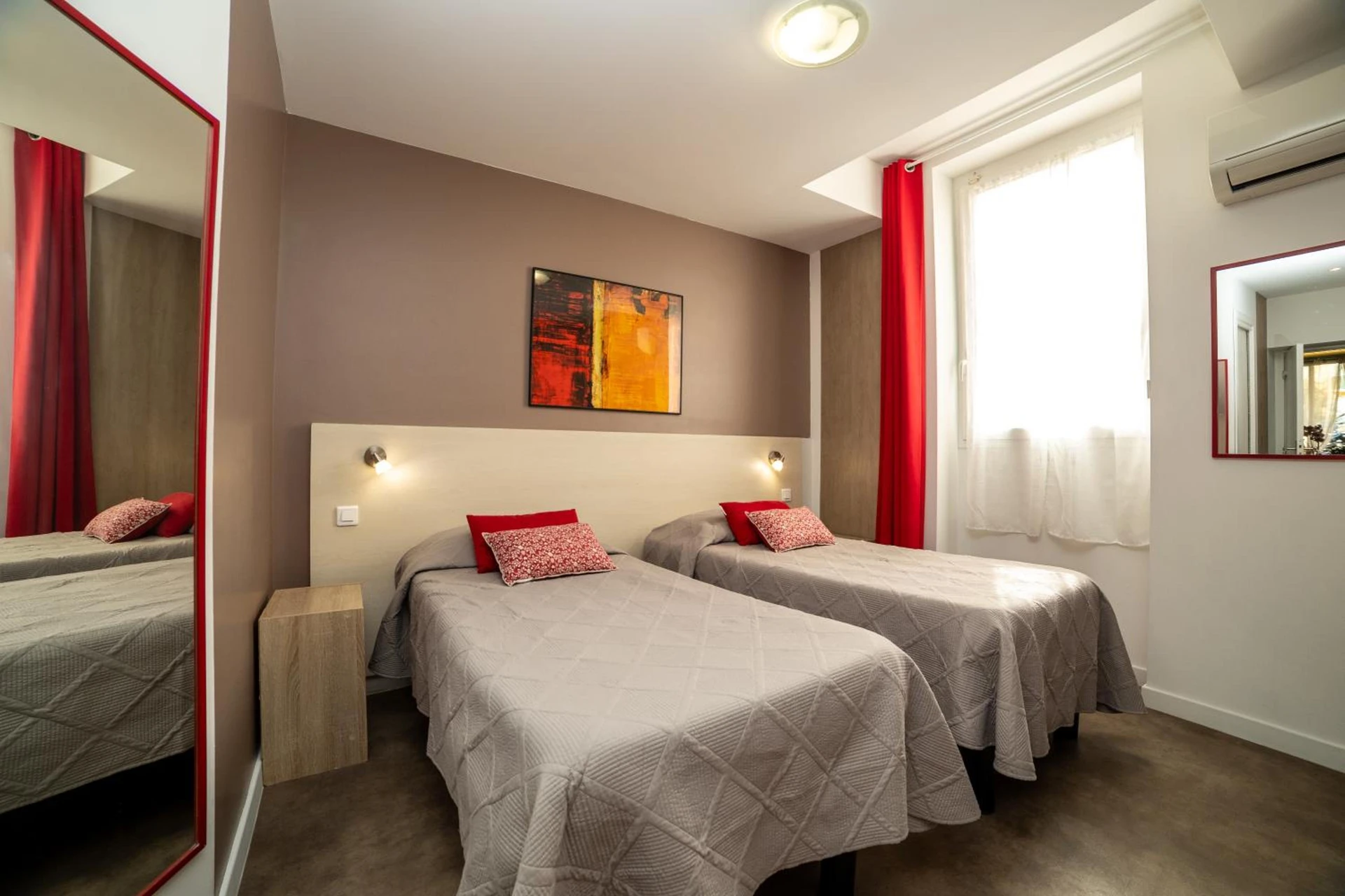 Magnifique chambre pour un séminaire d'entreprise à Hotel Parisien - Menton
