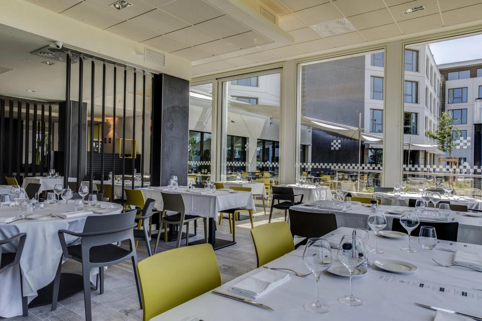 Organiser un séminaire d'entreprise : Hotel ParKest à genas