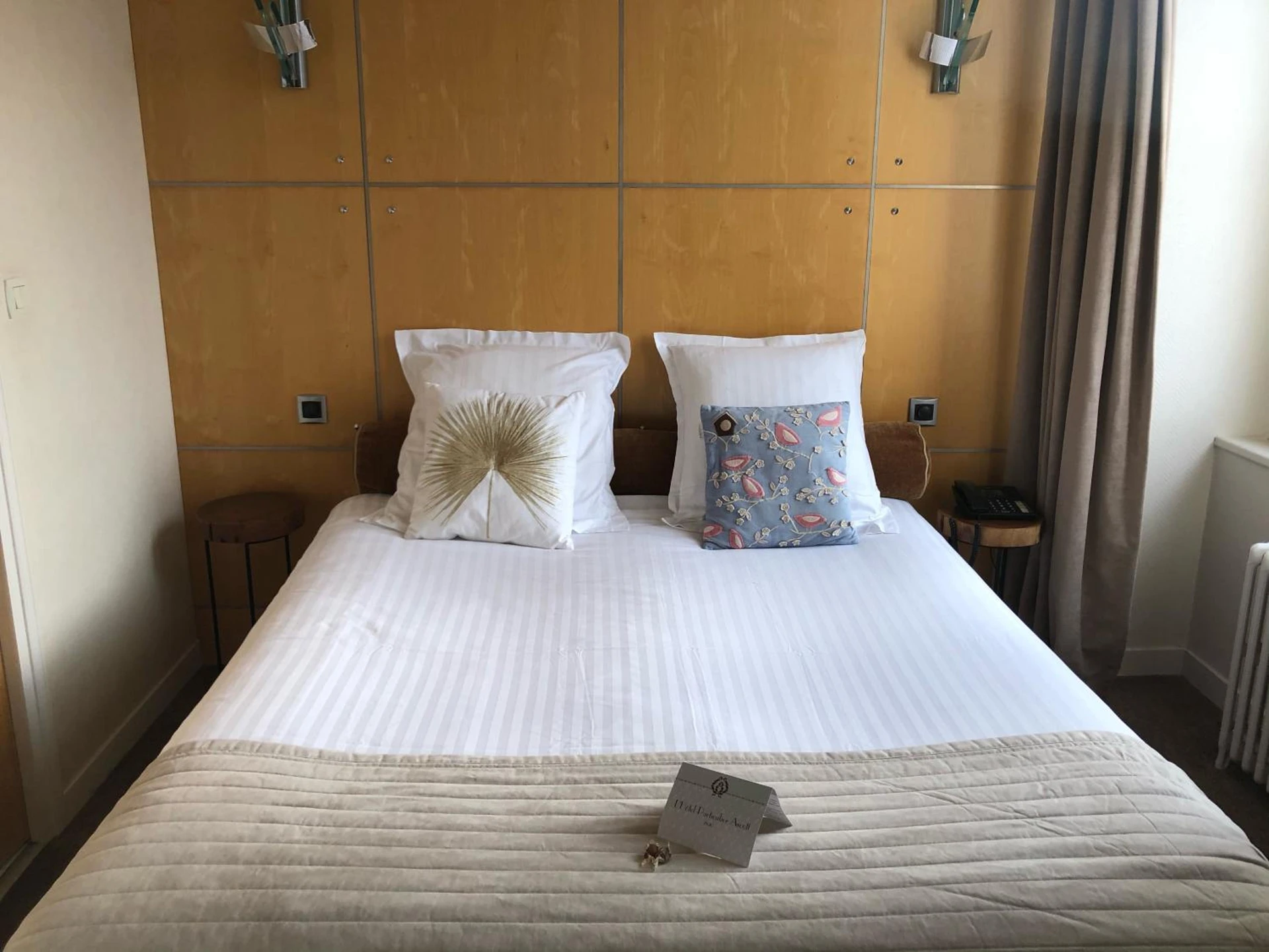 Magnifique chambre pour un séminaire d'entreprise à L'Hôtel Particulier Ascott - Saint-Malo