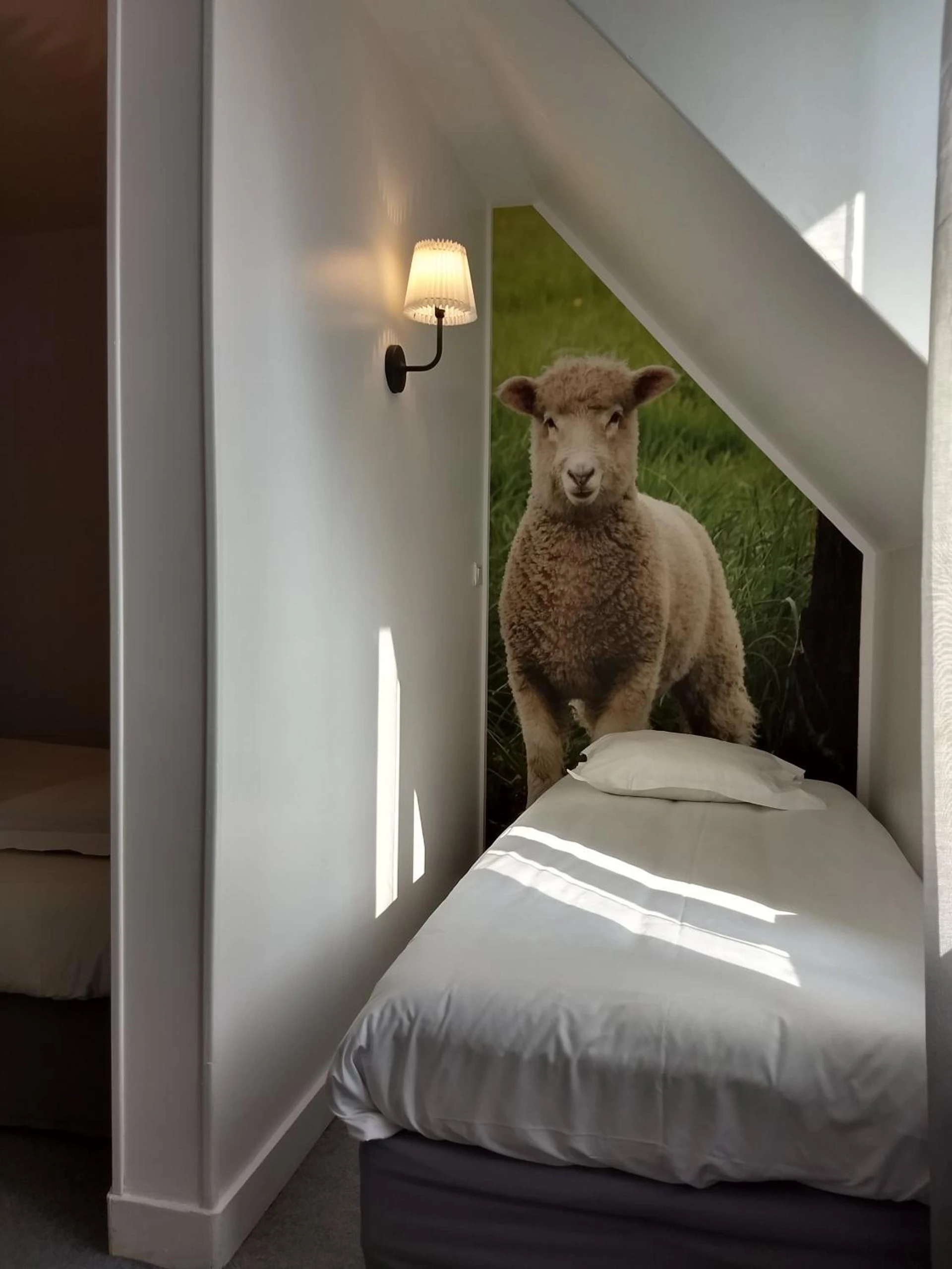 Chambre disponible pour un séminaire d'entreprise à Hôtel Patton - Avranches