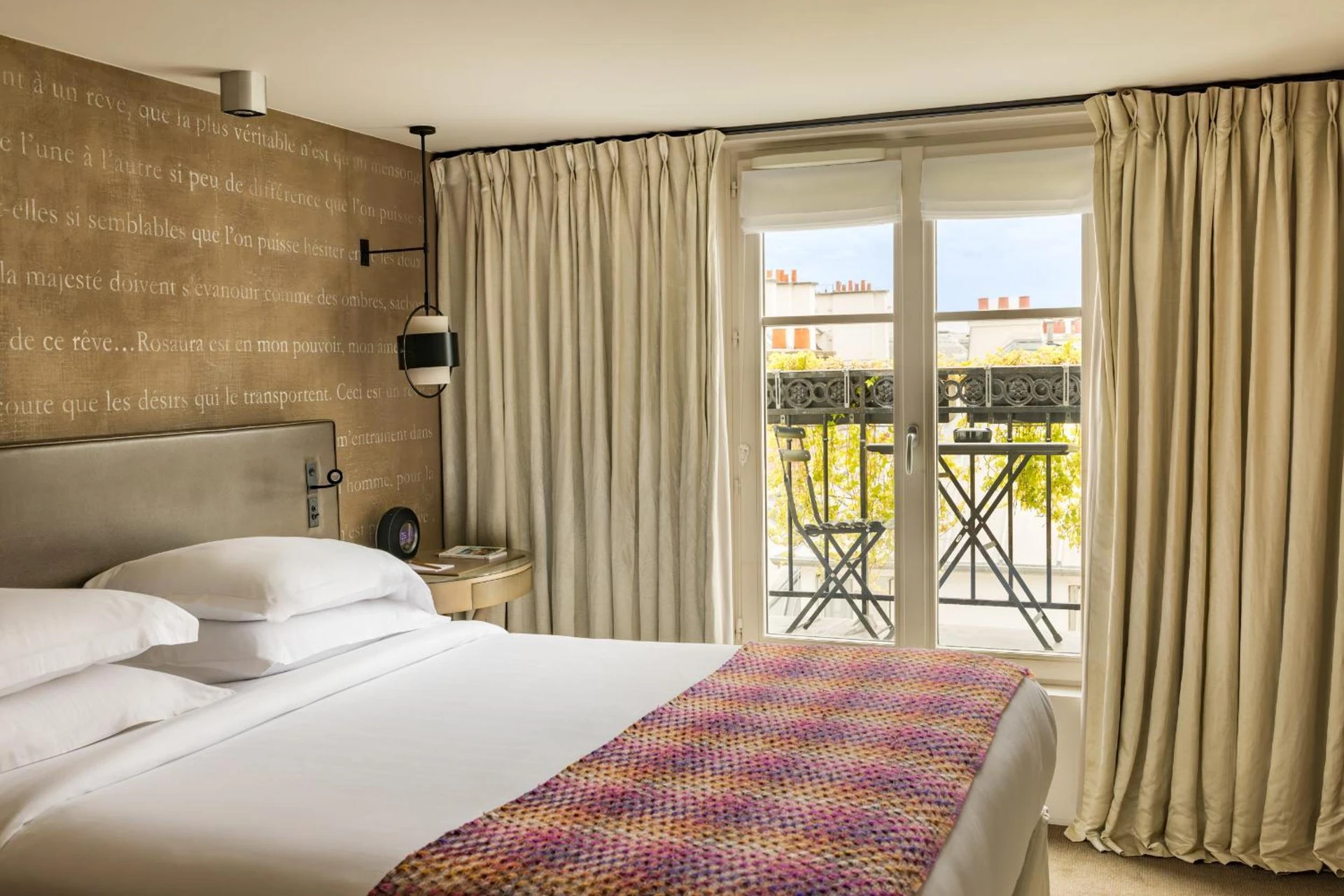 Chambre disponible pour un séminaire d'entreprise à Le Pavillon des Lettres - Paris
