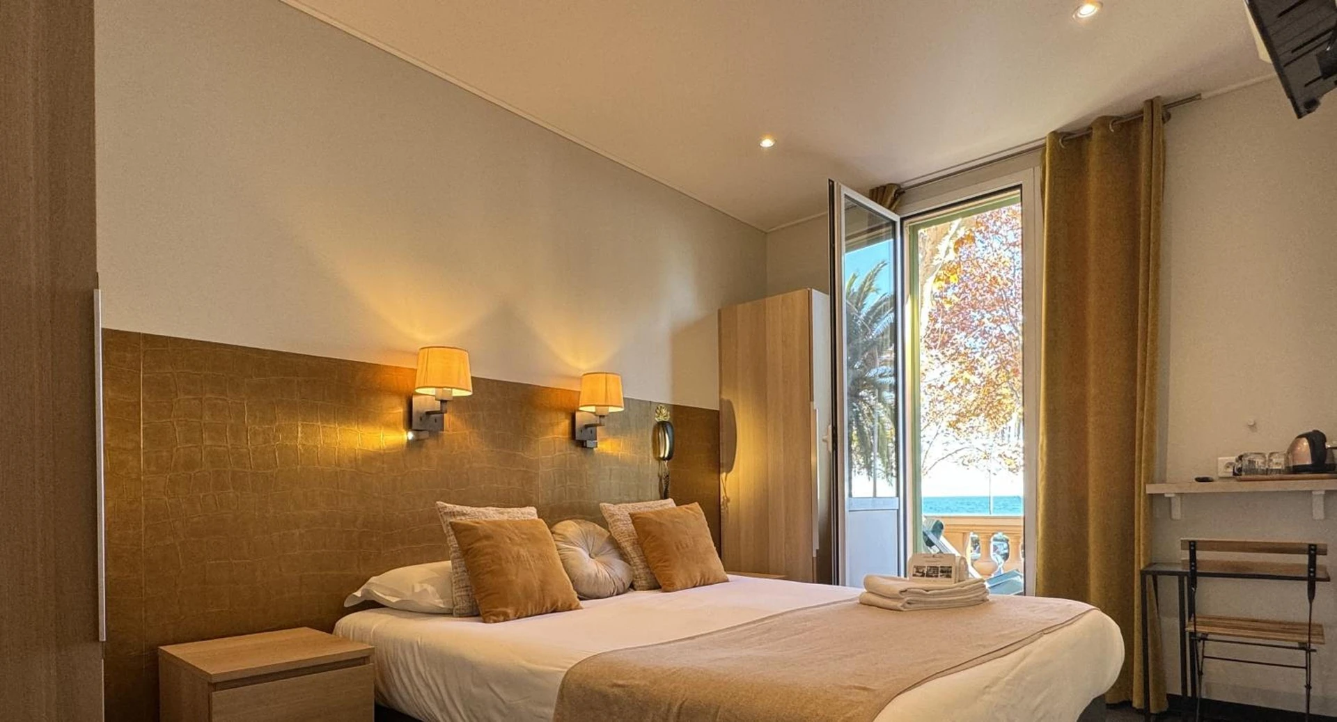 Chambre disponible pour un séminaire d'entreprise à Hotel Pavillon Imperial - Menton