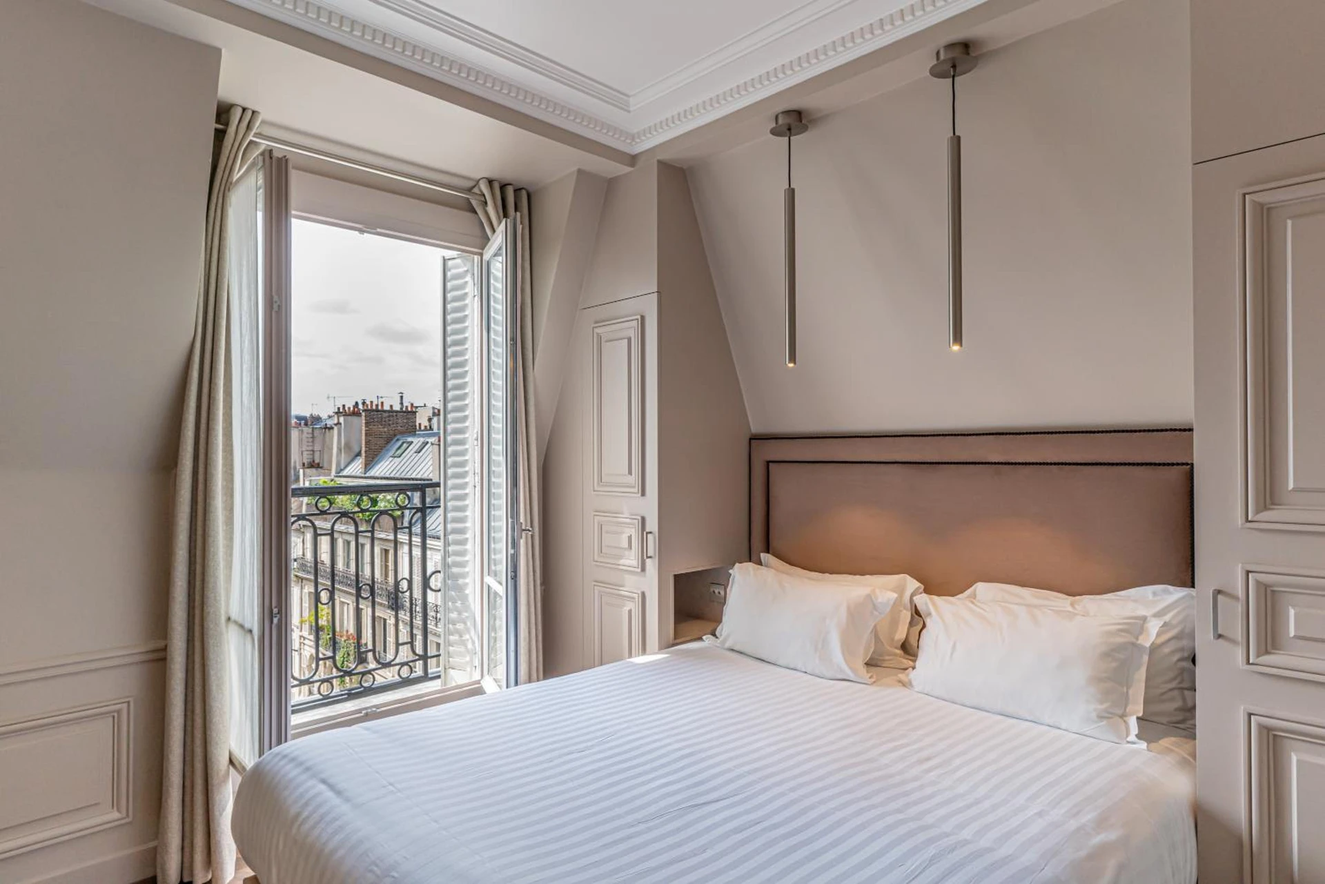 Salle de séminaire à Hôtel Perreyve - Jardin du Luxembourg - Organiser un événement professionnel à Paris