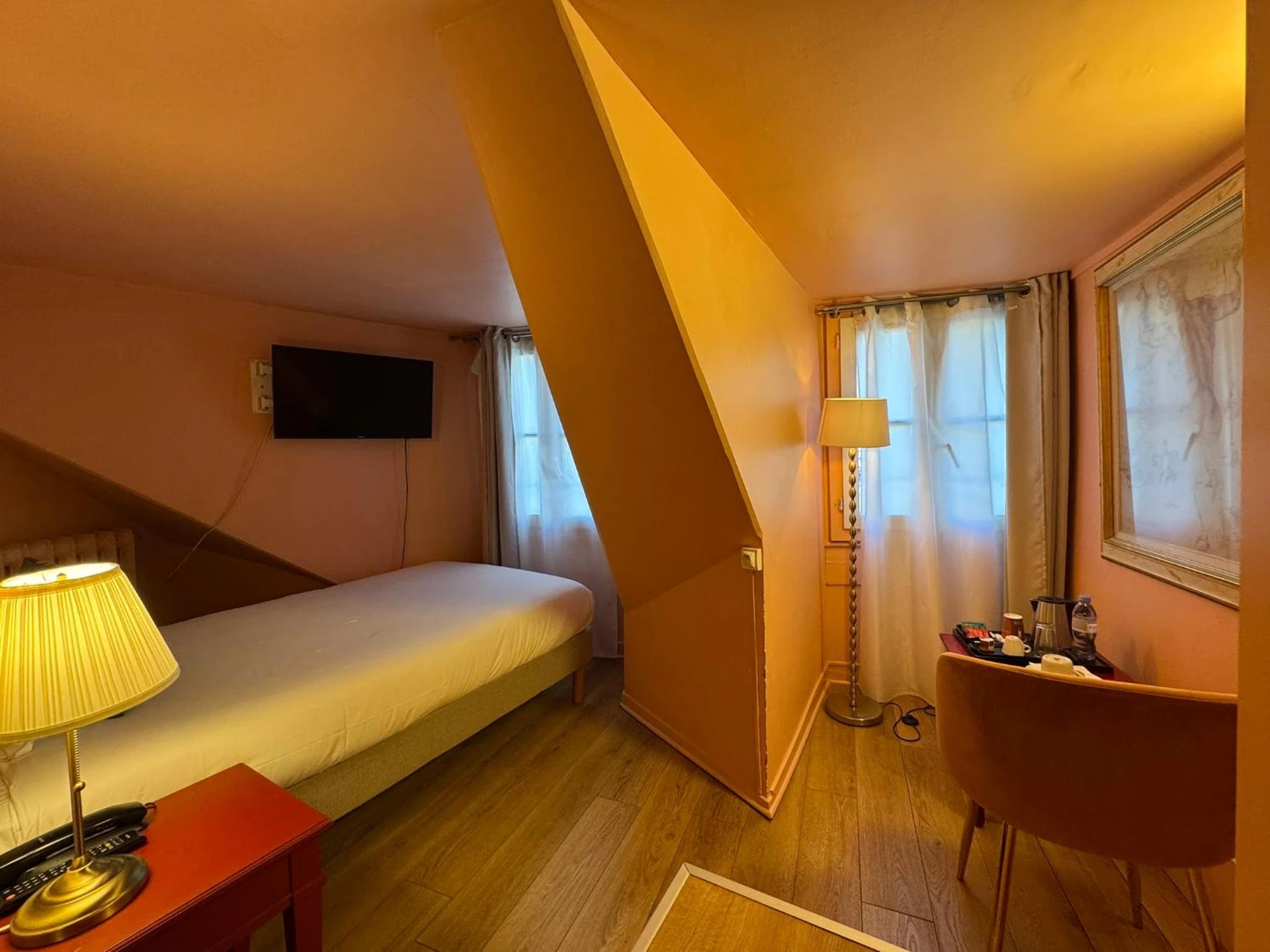Chambre à Hôtel Petit Saint-Honoré - Organiser un séminaire d'entreprise à Paris
