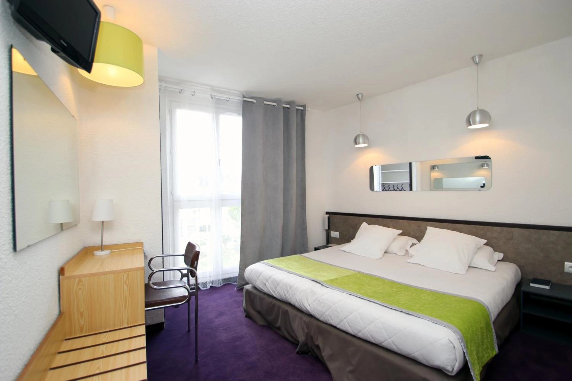 Salle de séminaire à Hôtel Peyramale - Organiser un événement professionnel à Lourdes