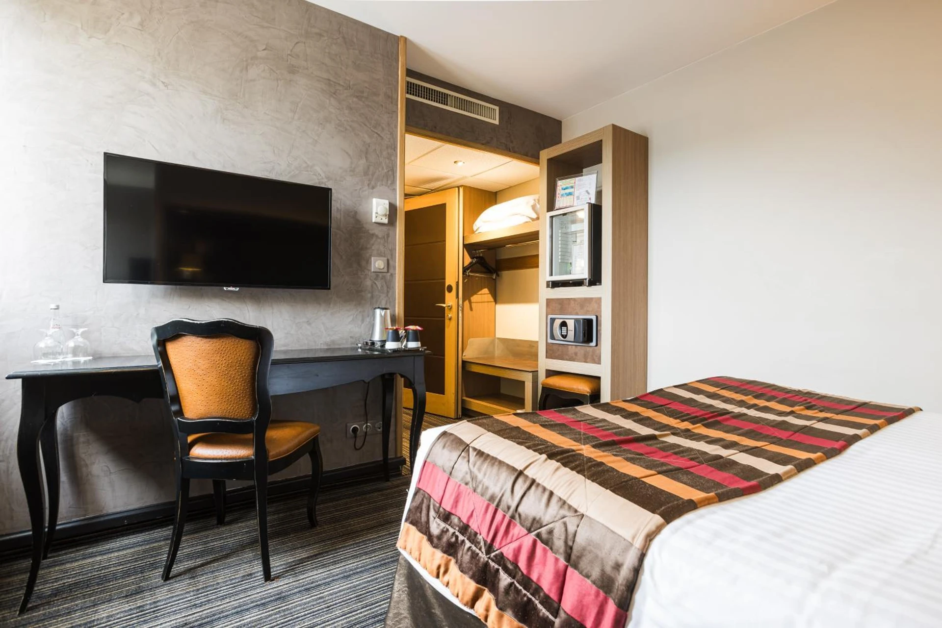 Magnifique chambre pour un séminaire d'entreprise à Plaza Madeleine & Spa - Sarlat-la-Canéda