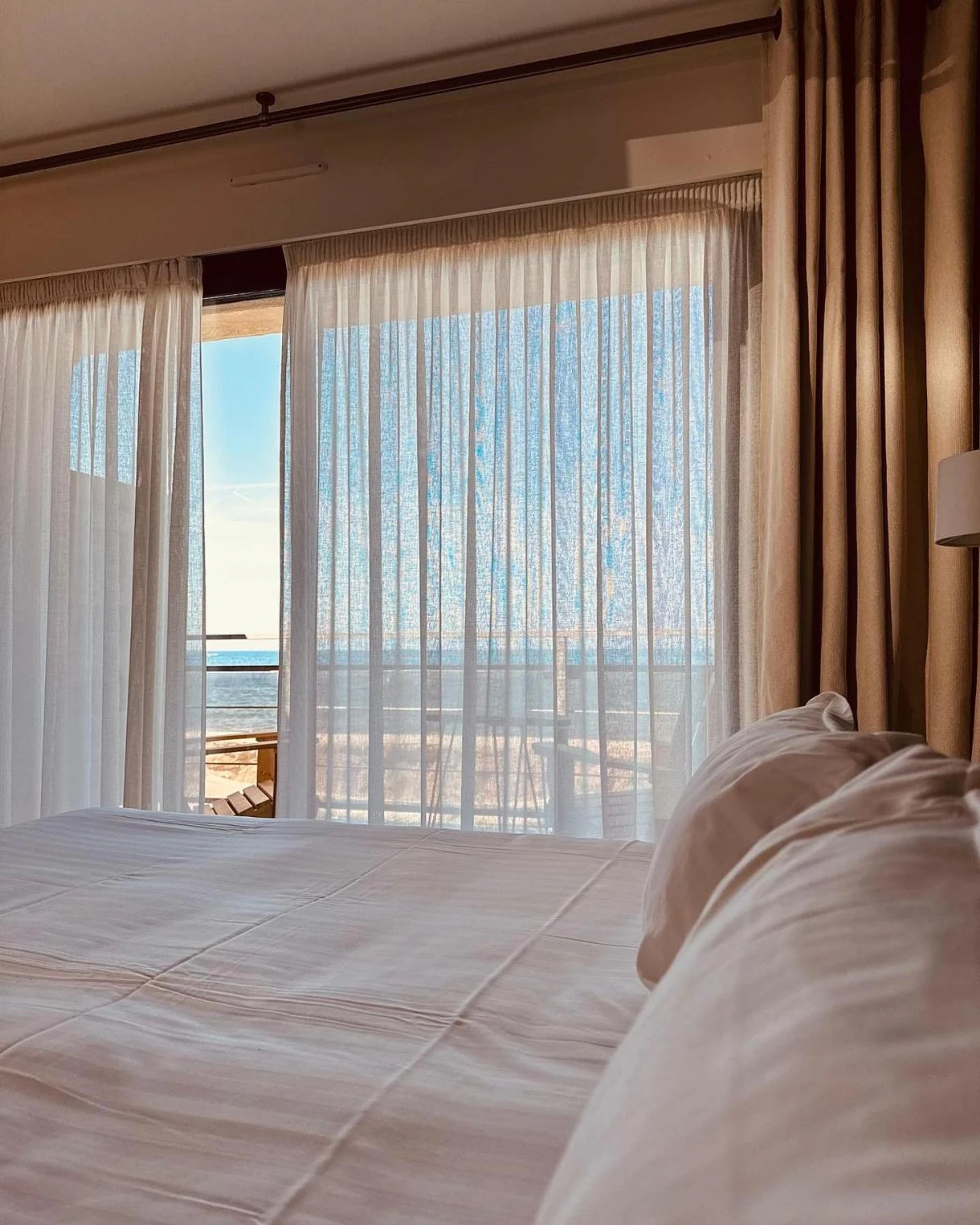 Chambre disponible pour un séminaire d'entreprise à Hotel Plein Large - Bandol