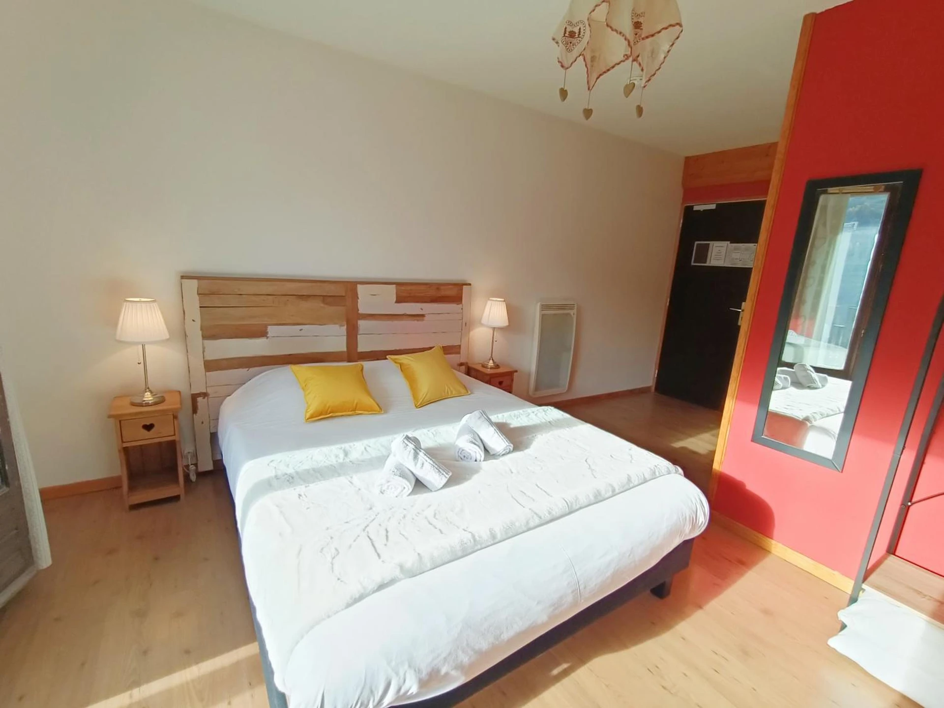 Magnifique chambre pour un séminaire d'entreprise à Hotel Plein Soleil - Allos