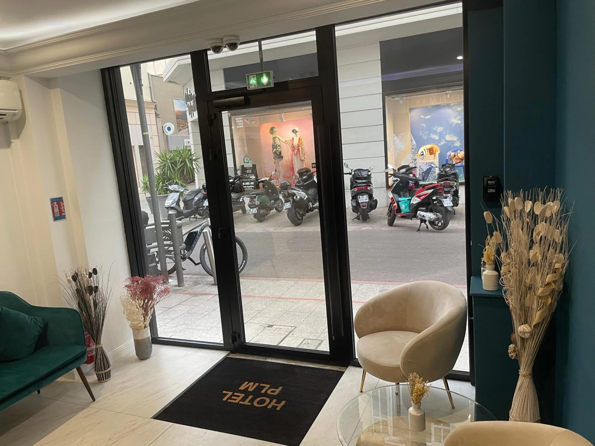 Lieu convivial pour un séminaire d'entreprise à Hôtel P.L.M. - Cannes - En savoir plus 