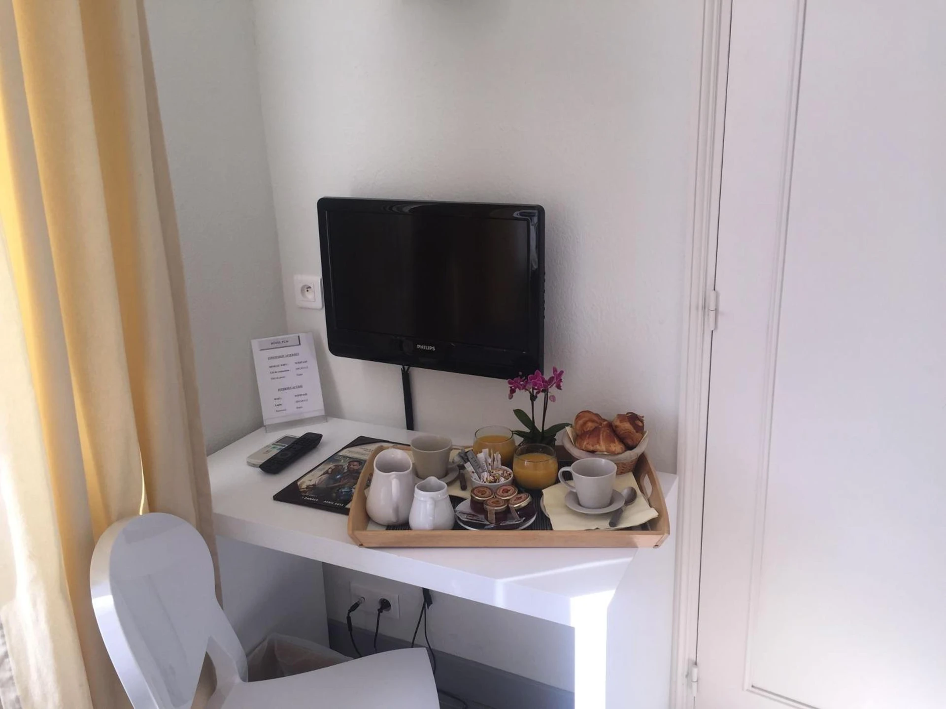 Magnifique chambre pour un séminaire d'entreprise à Hôtel P.L.M. - Cannes
