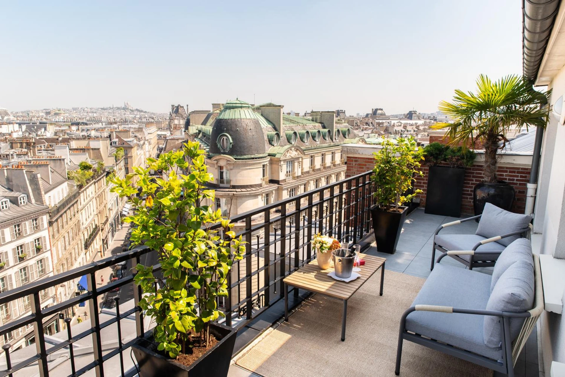 Lieu convivial pour un séminaire d'entreprise à Hôtel Pont Royal Paris - Paris - En savoir plus 
