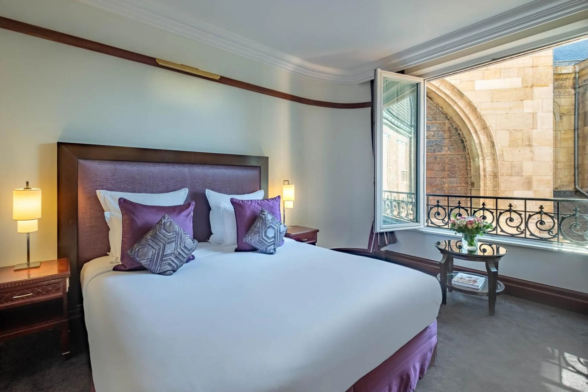 Chambre disponible pour un séminaire d'entreprise à Hôtel Pont Royal Paris - Paris