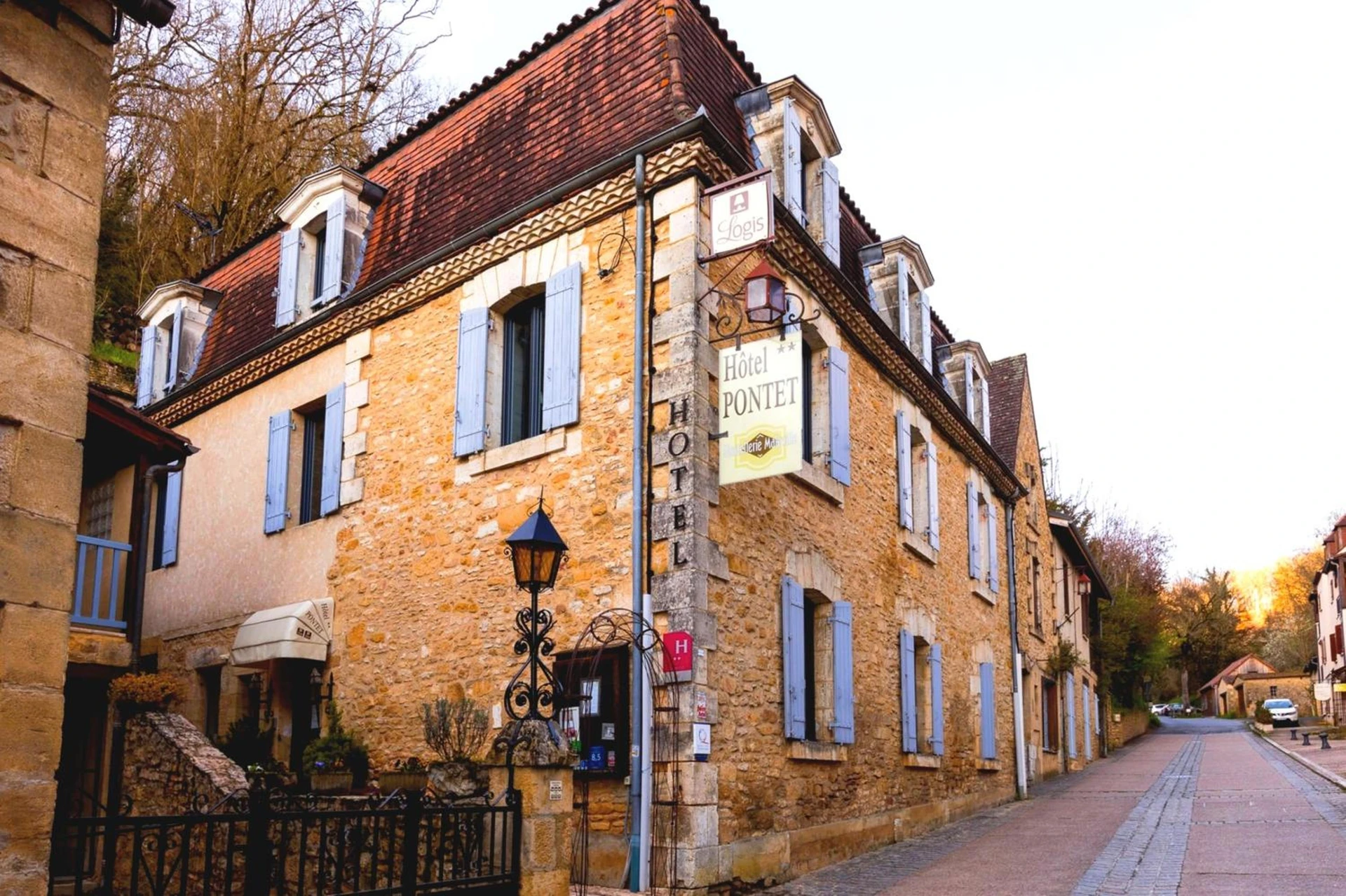 Chambre à Logis Hôtel Pontet Hostellerie Maleville - Organiser un séminaire d'entreprise à Beynac-et-Cazenac