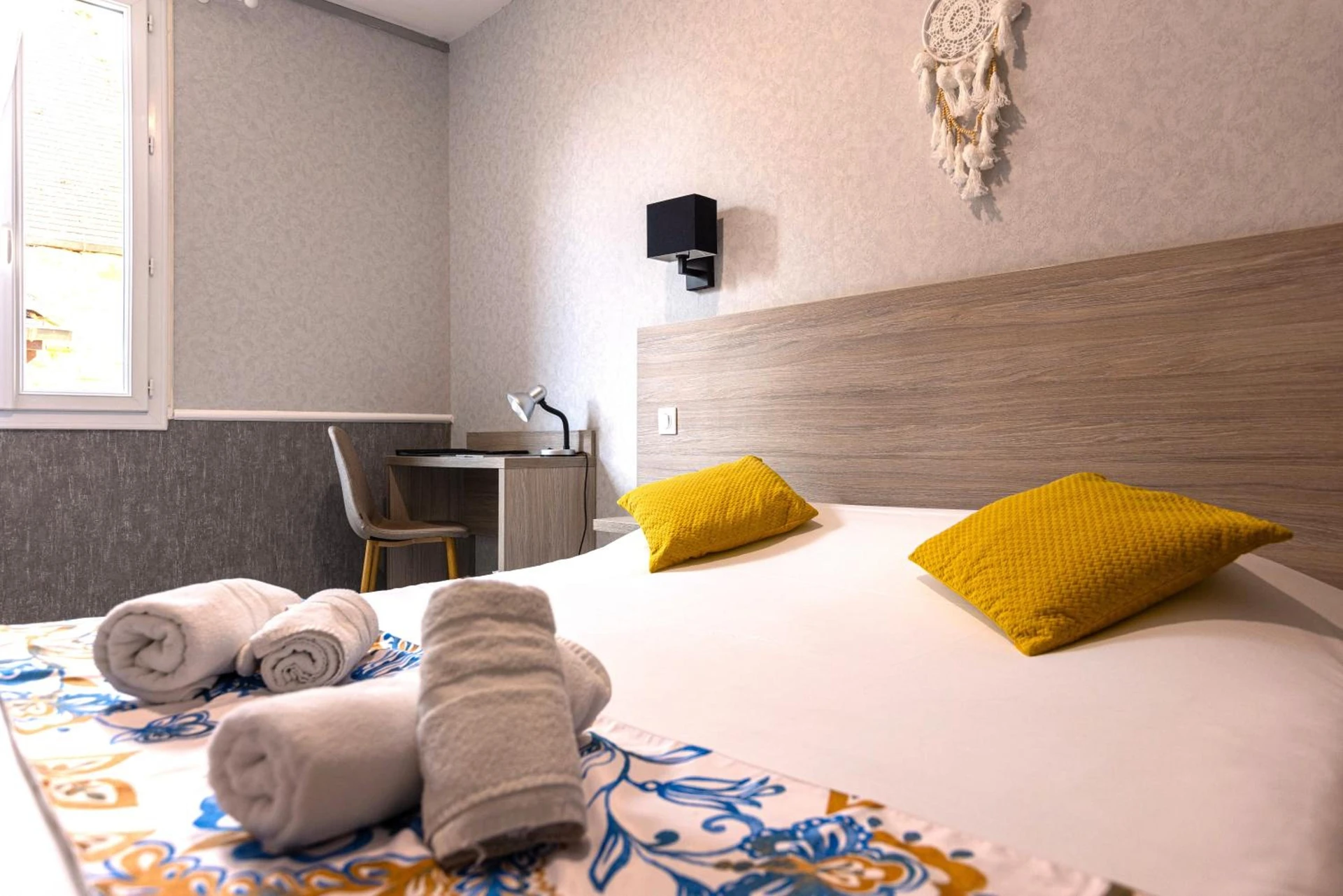 Chambre disponible pour un séminaire d'entreprise à Logis Hôtel Pontet Hostellerie Maleville - Beynac-et-Cazenac